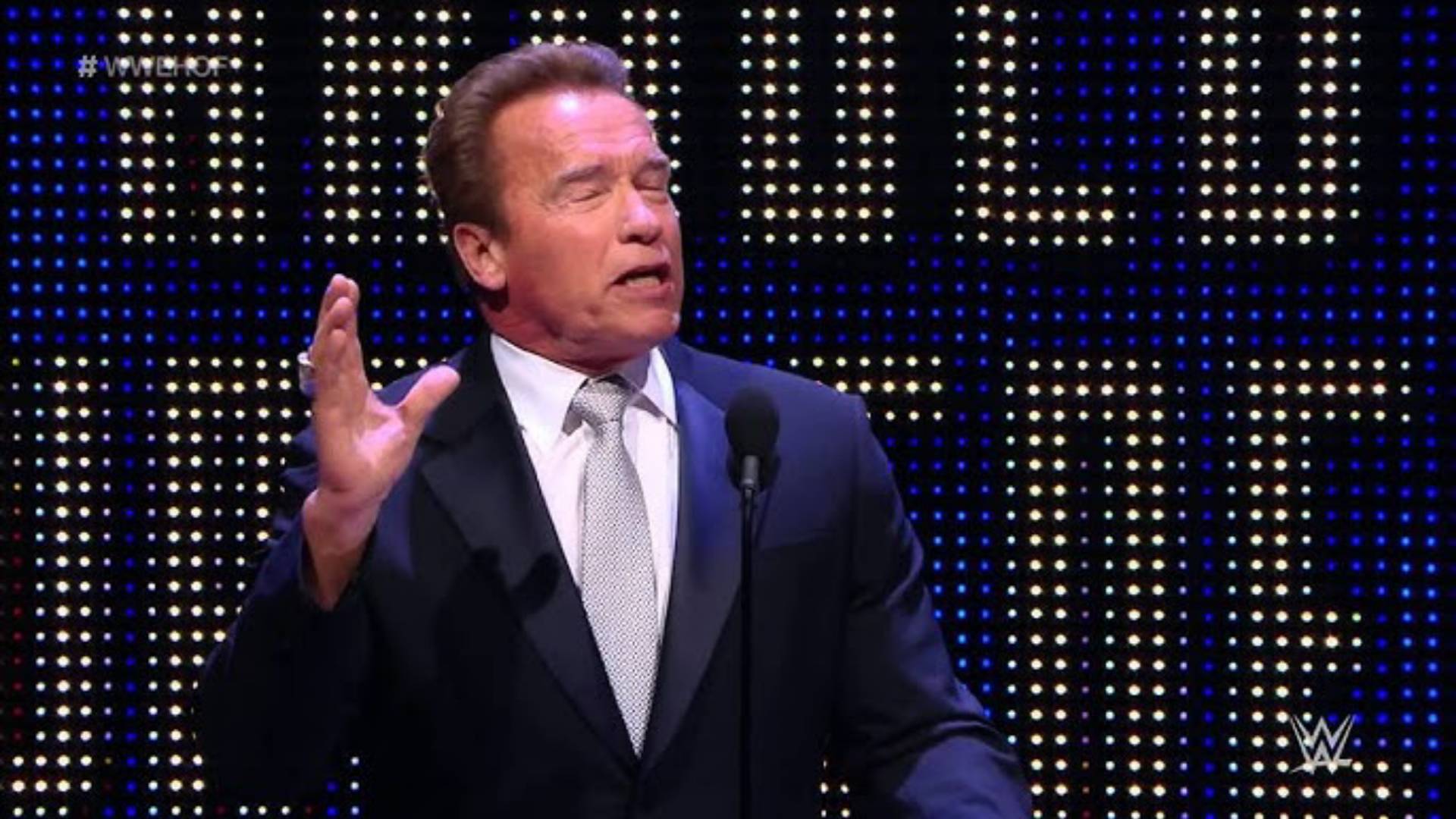 6. Arnold Schwarzenegger pumped up the WWE Hall of Fame
