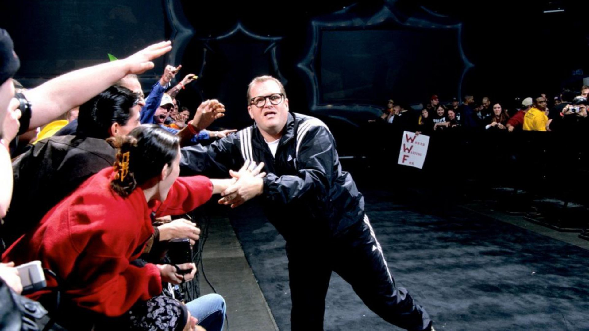 17. Drew Carey flexed his comedy muscles at the 2001 Royal Rumble