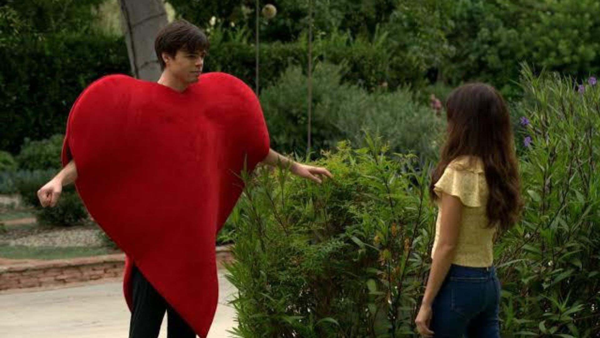 5. Torn Between Two Lovers – Season 10, Episode 4