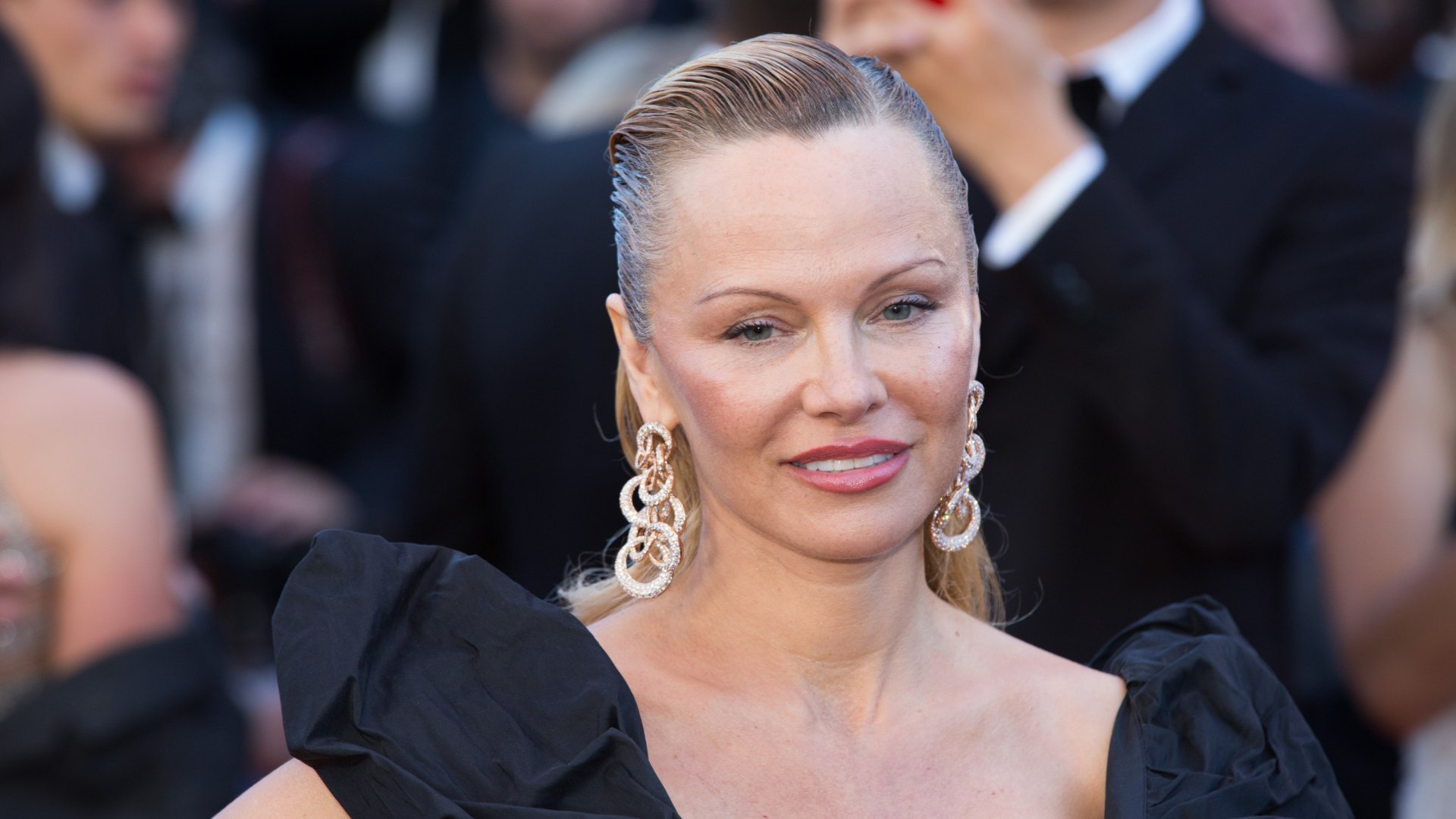 Pamela Anderson: 5