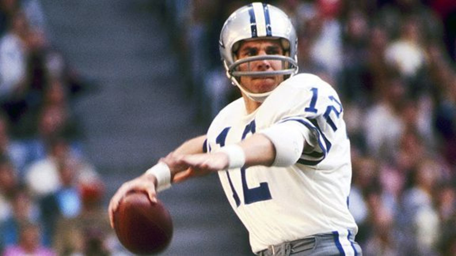 6) Roger Staubach - 1964: Round 10, Pick 129 (Cowboys)