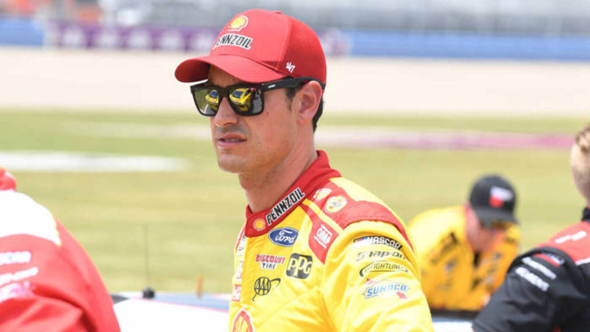 7. "Sliced Bread" – Joey Logano