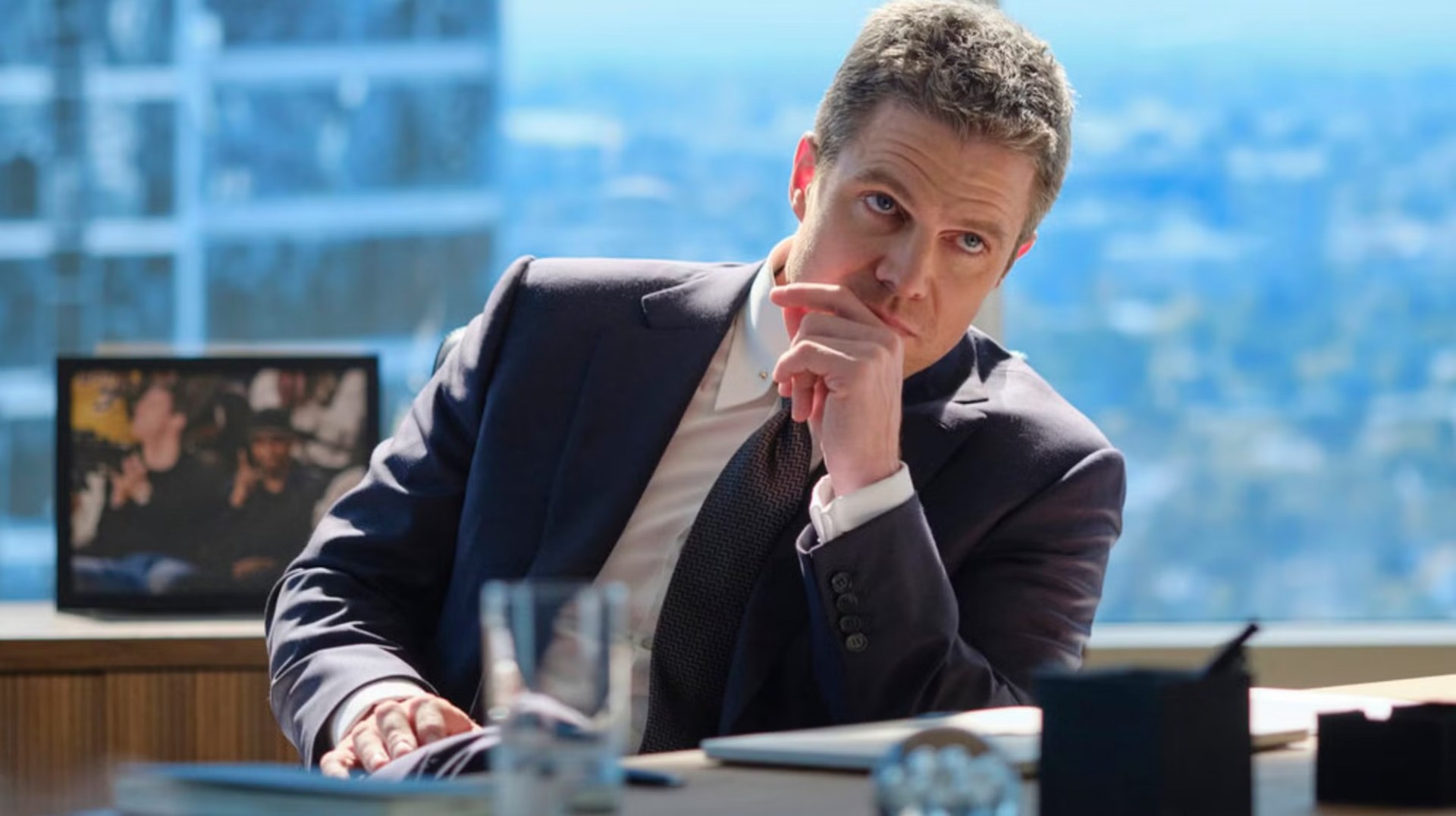25. Suits: LA