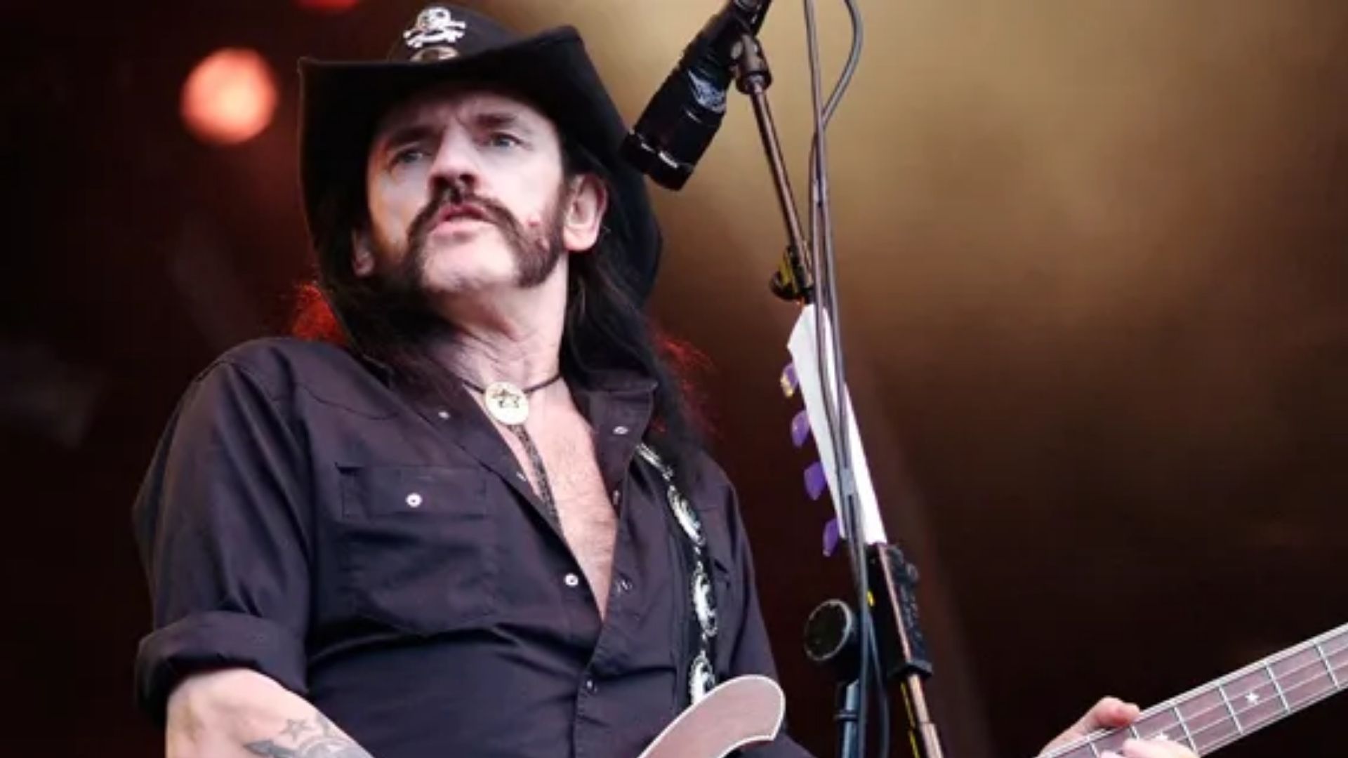 Lemmy Kilmister - 1,200