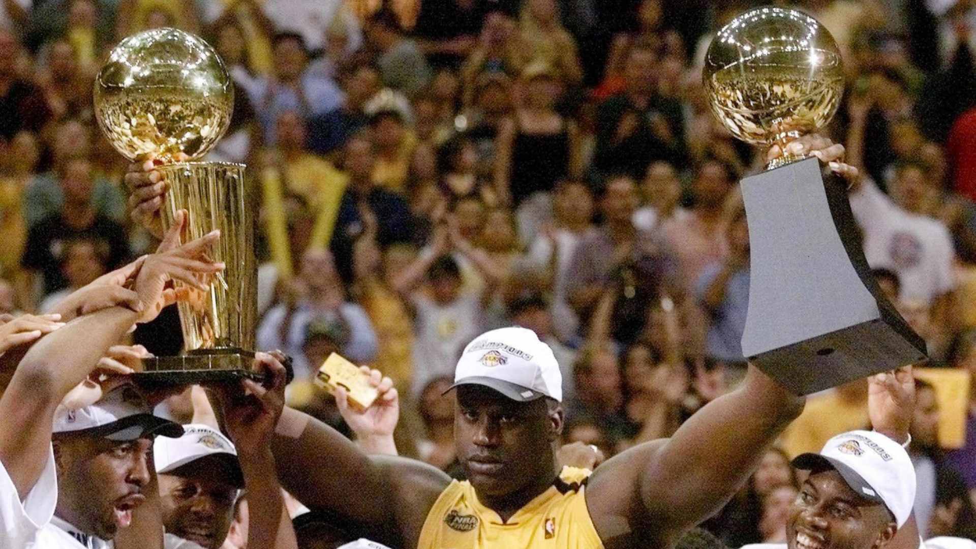 Shaquille O'Neal, 2000