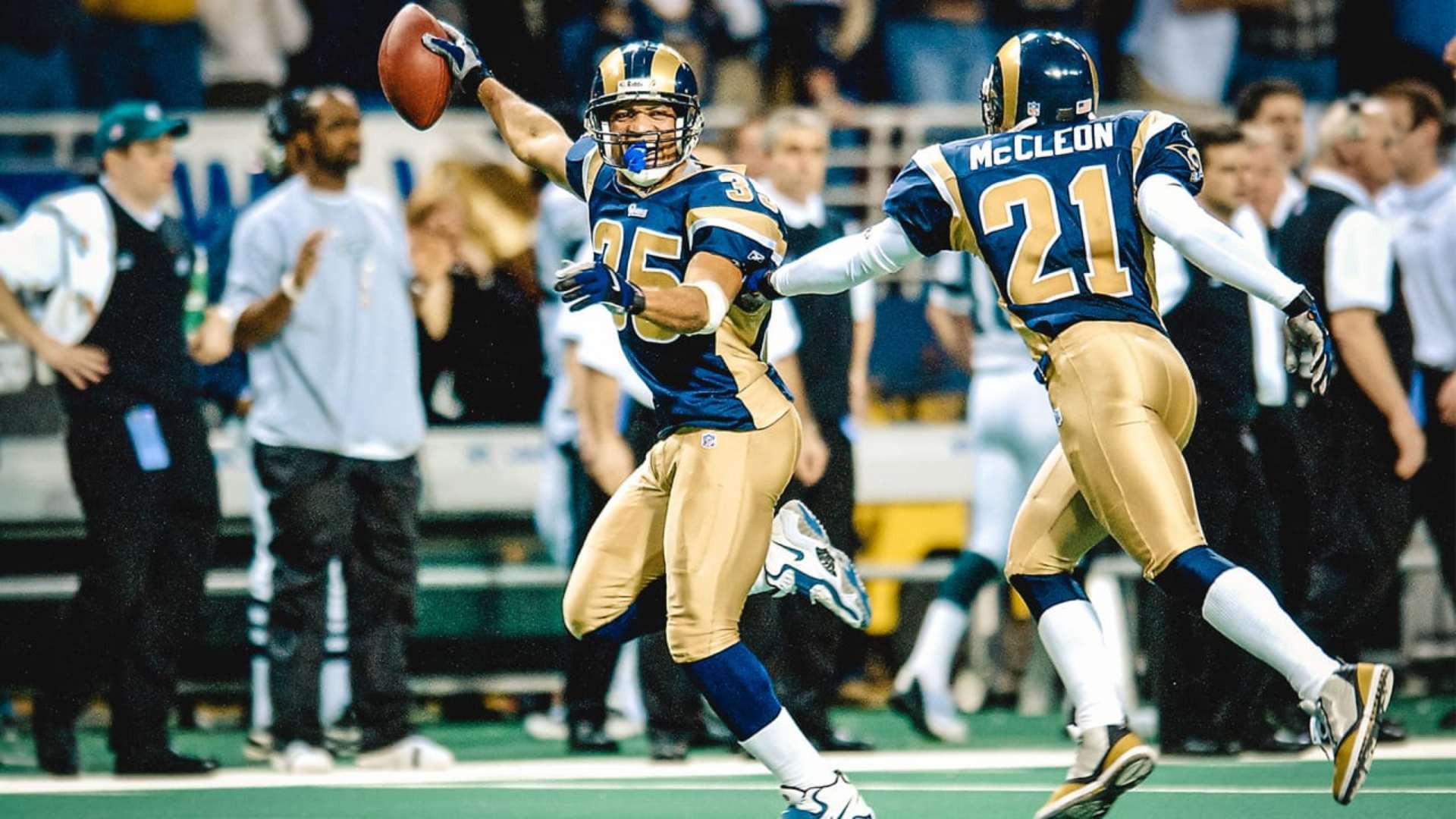 2001 - St. Louis Rams