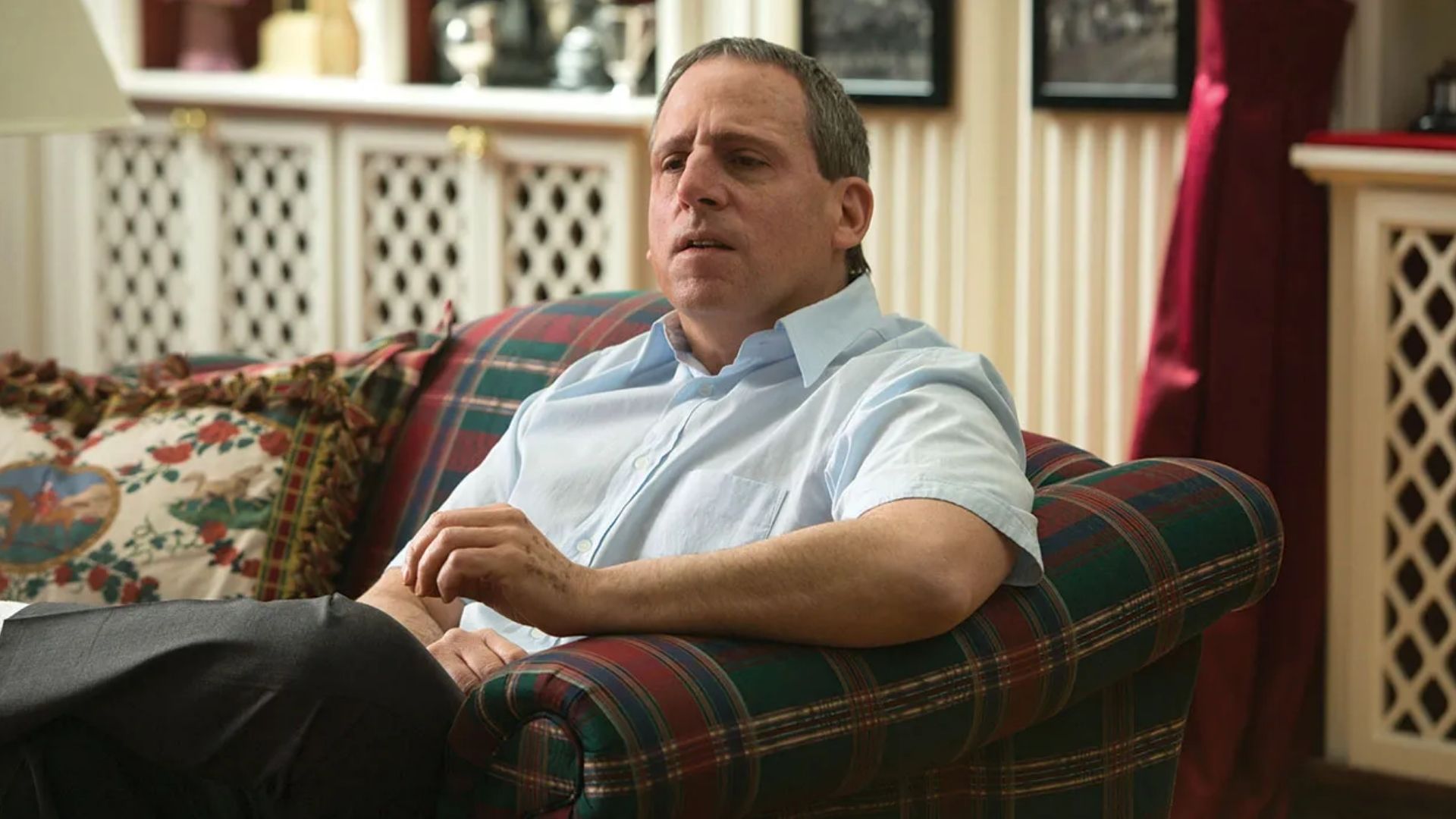 Steve Carell (wore a fake lower lip, forehead, and nose)