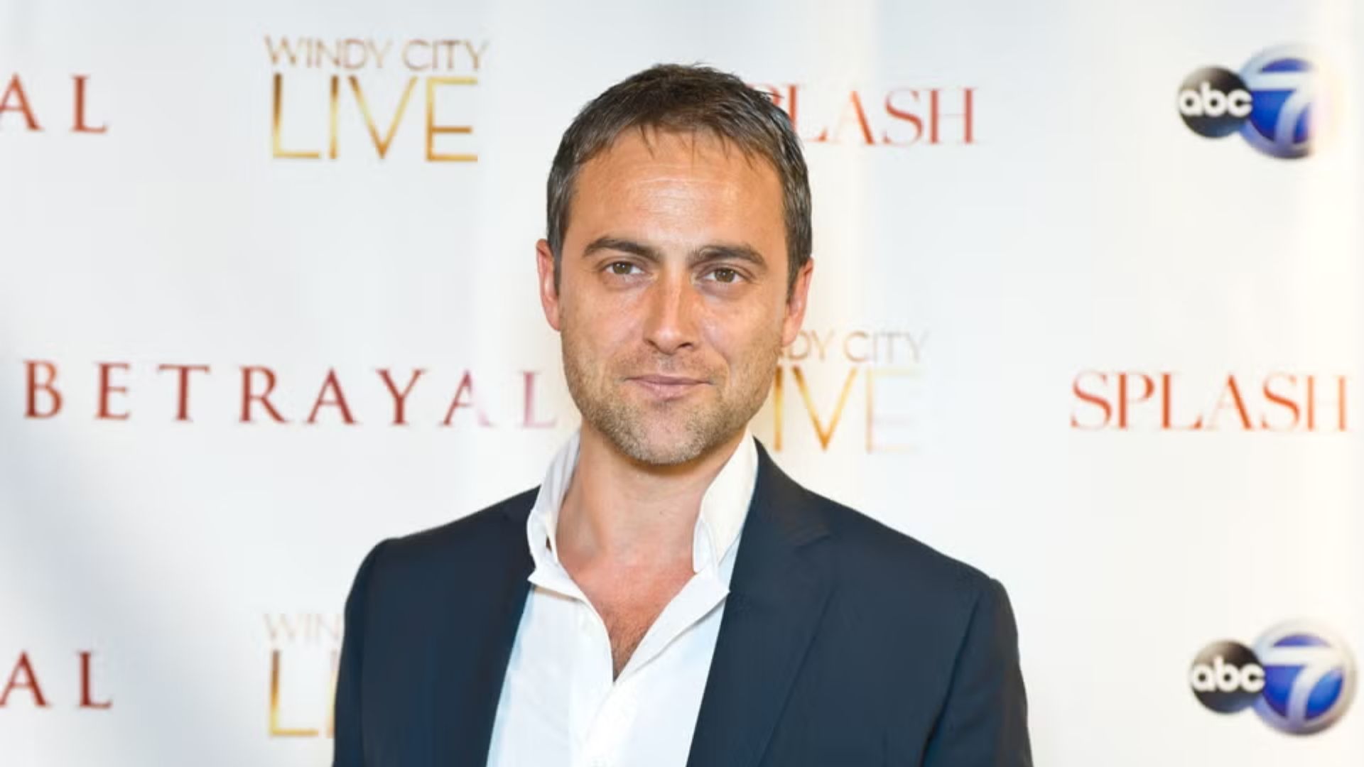 Stuart Townsend as Aragorn - Lord of The Rings