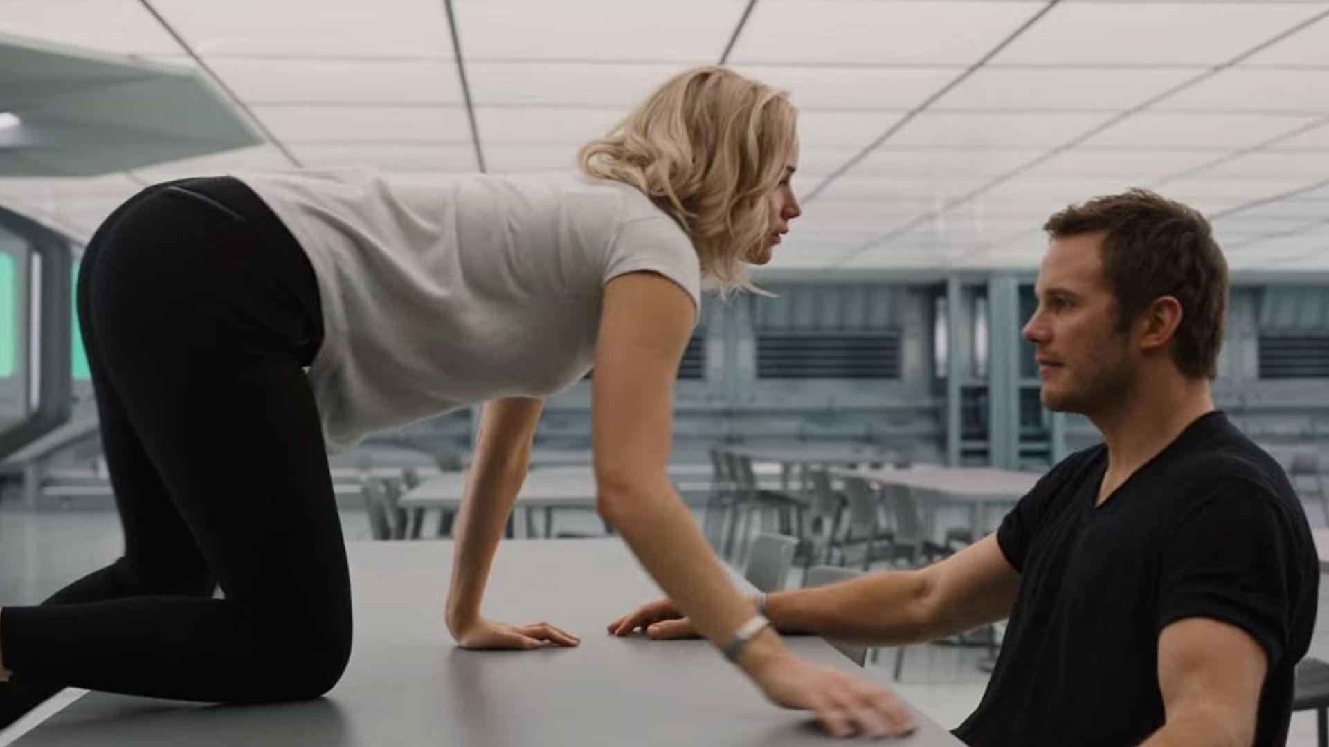 Jim and Aurora in Passengers (2017)