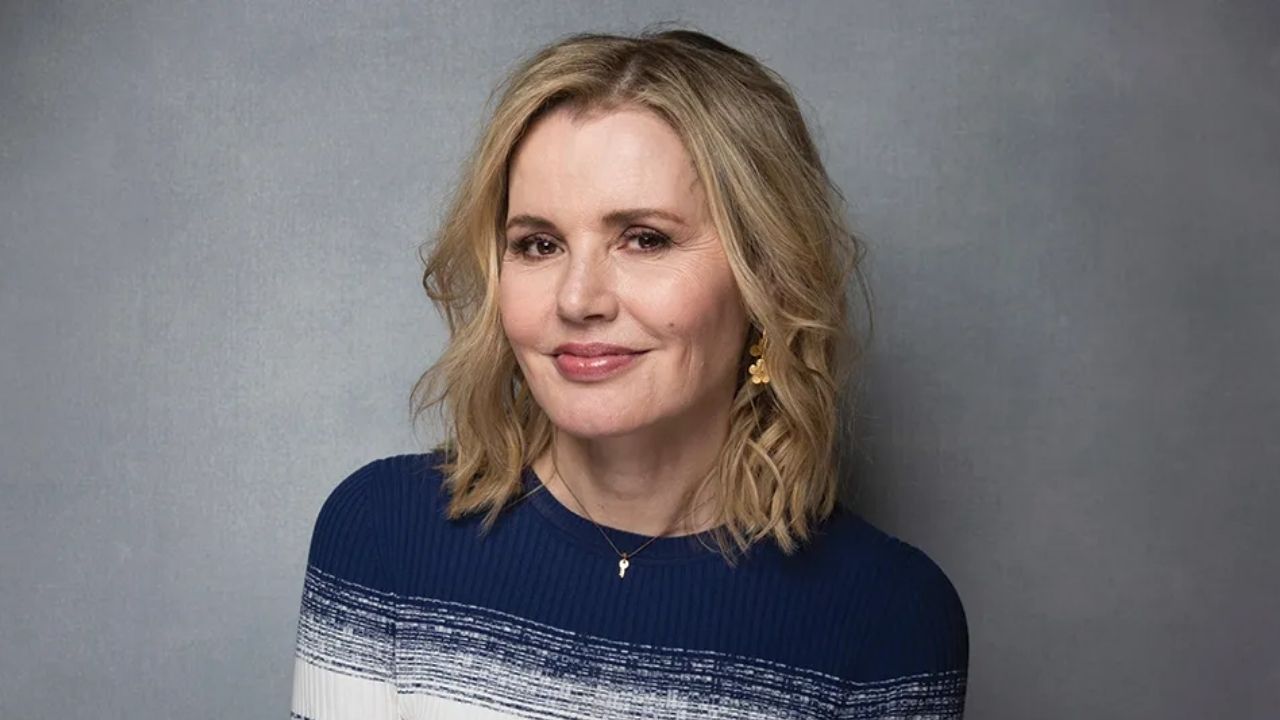 Geena Davis – Archery