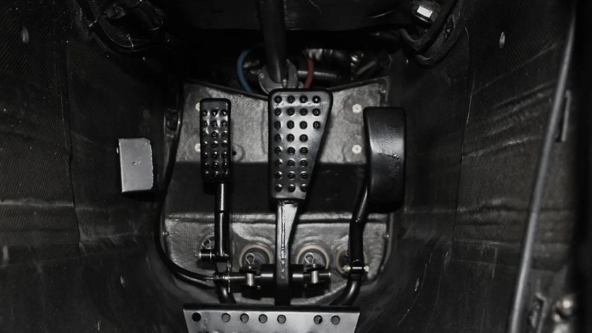 18. McLaren brake steer - 1997