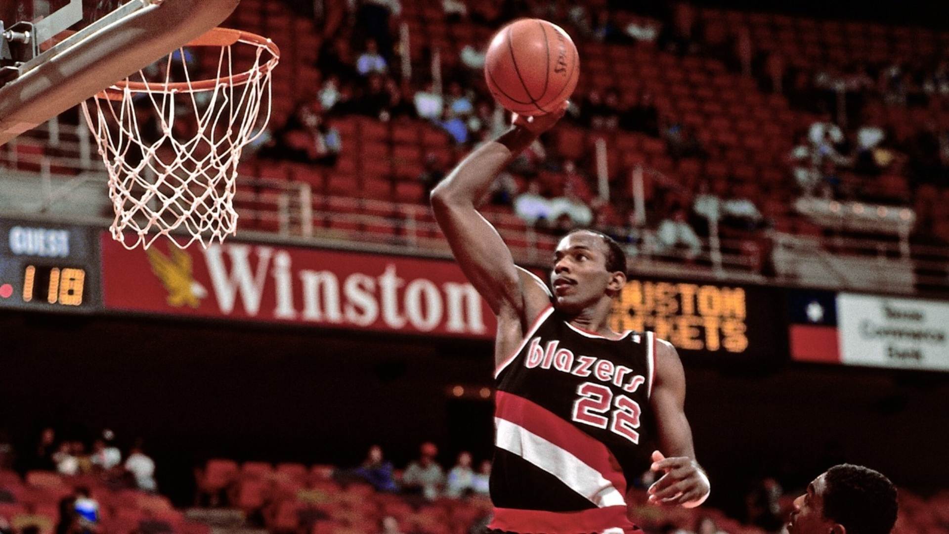17. Clyde Drexler