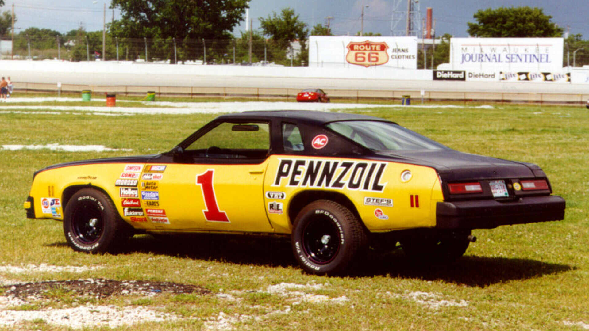 18. 1976 DiGard Racing’s Nitrous System