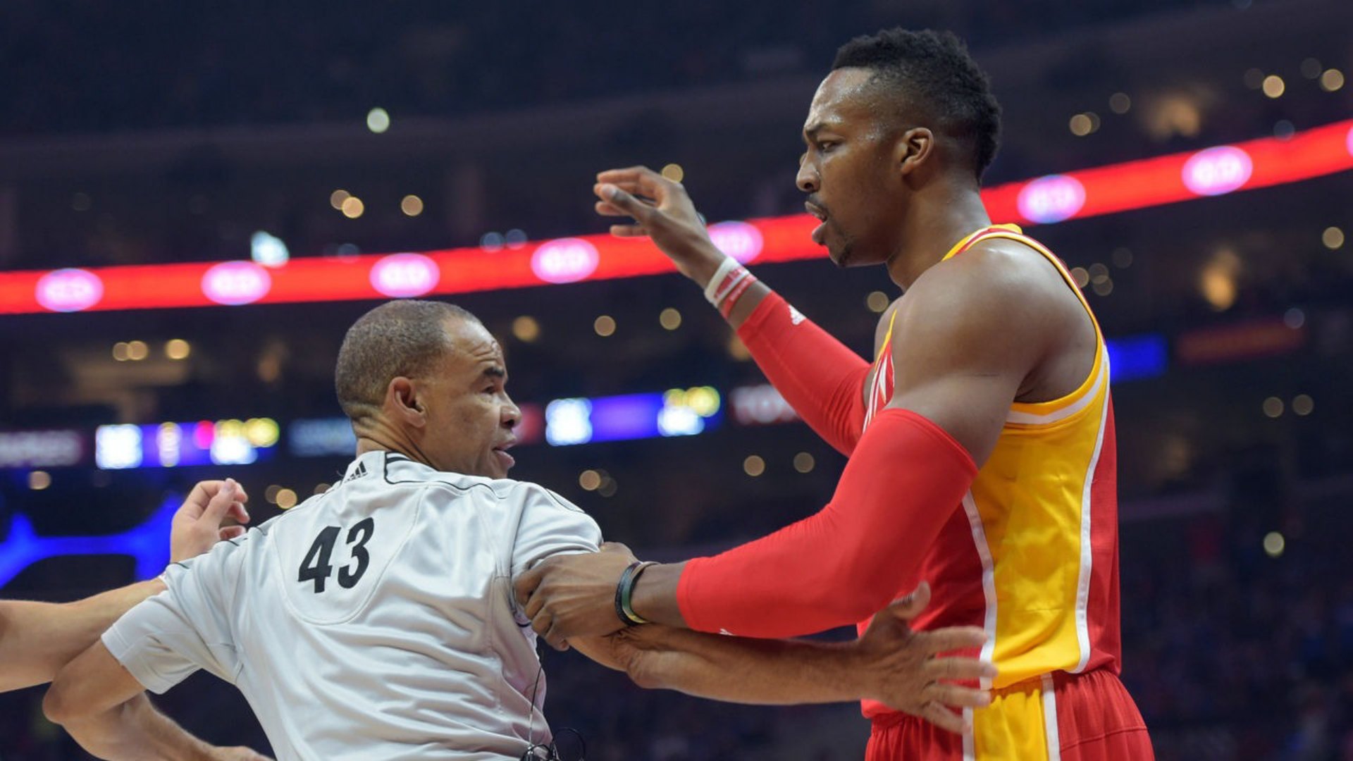 24. Dwight Howard