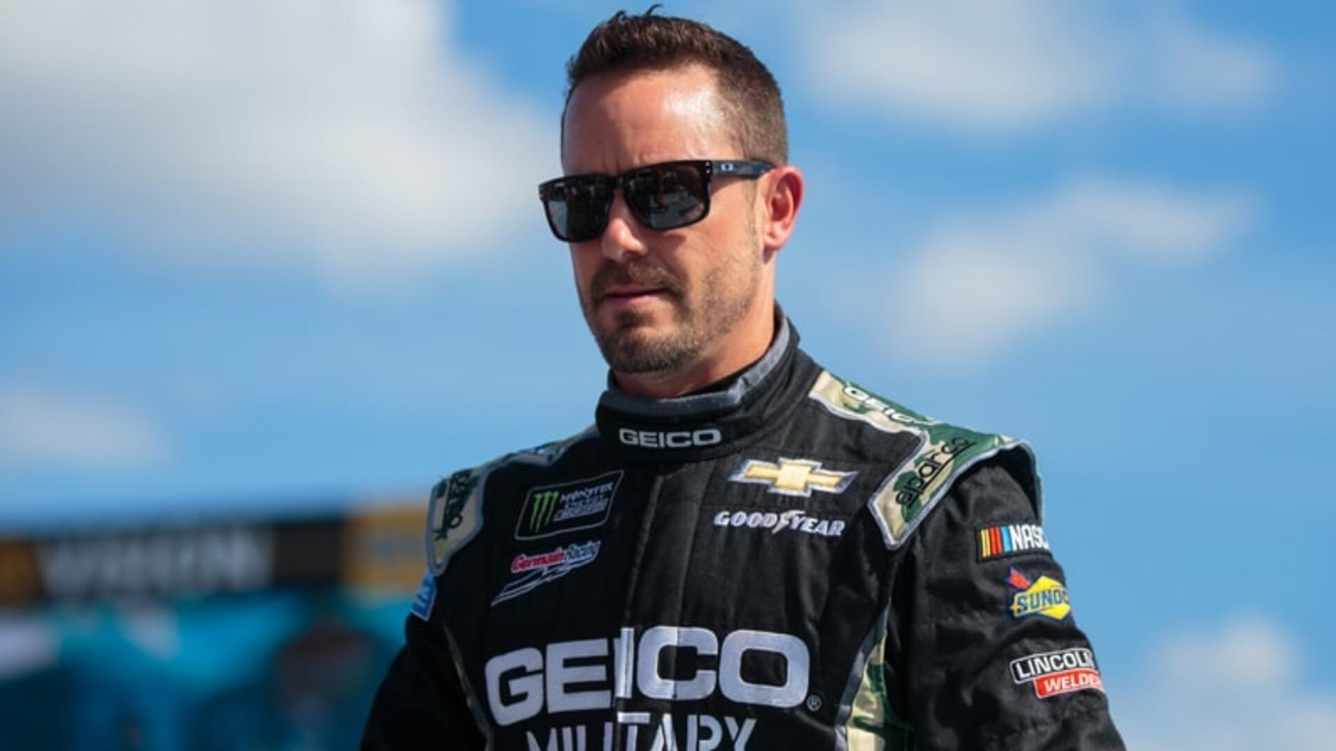 8. Casey Mears