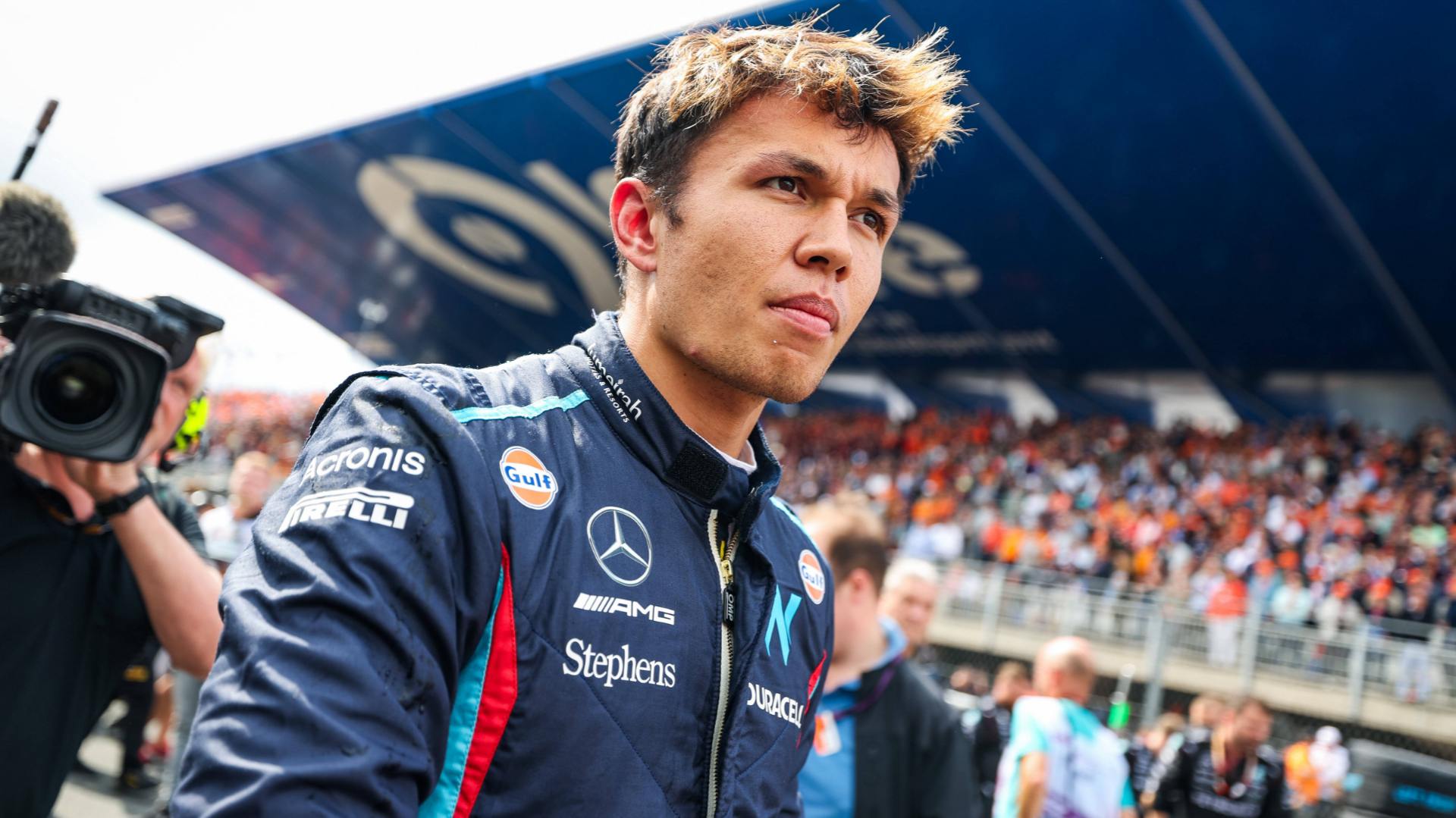 16. Alex Albon
