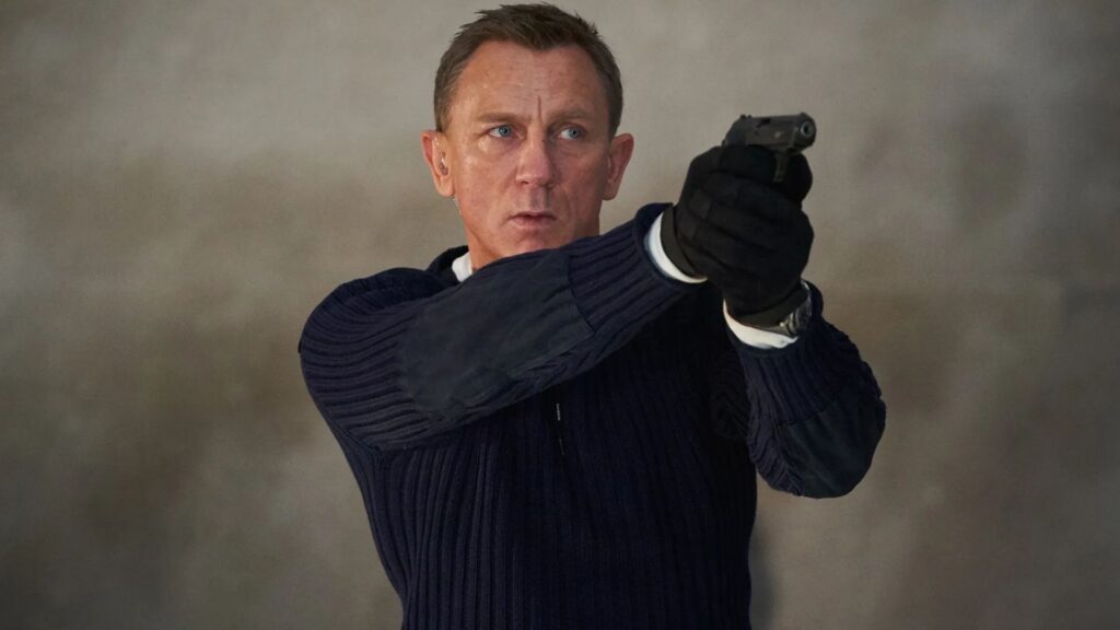 Daniel Craig