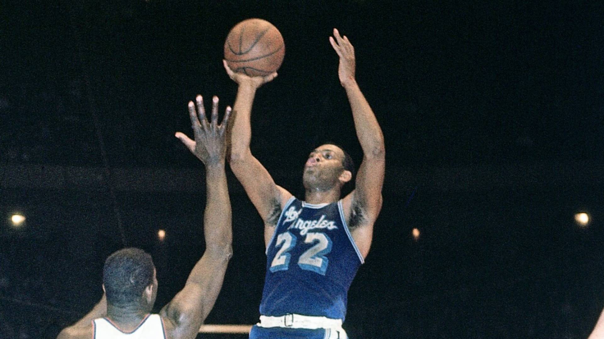 5. Elgin Baylor (88)