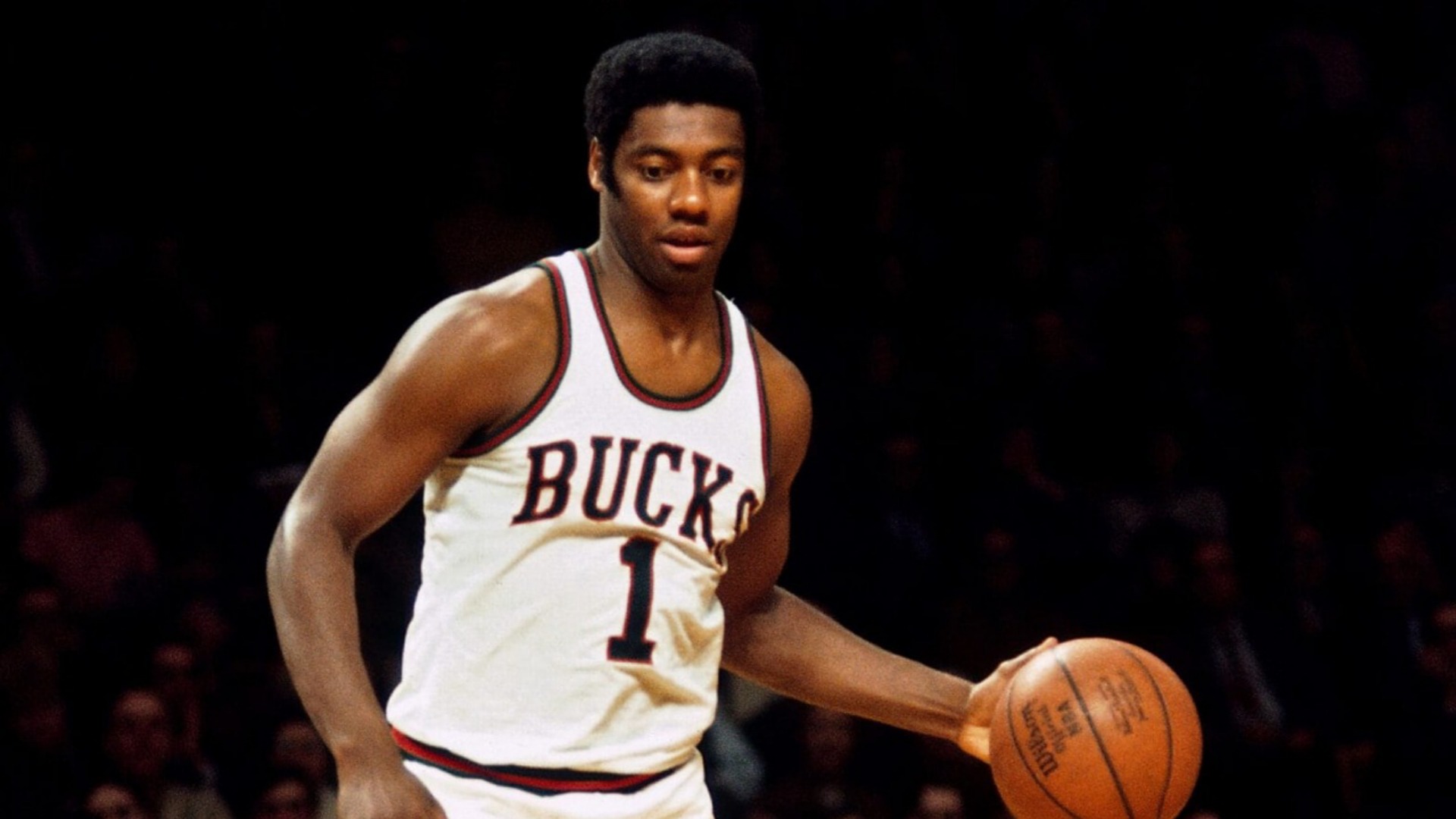 8. Oscar Robertson (77)