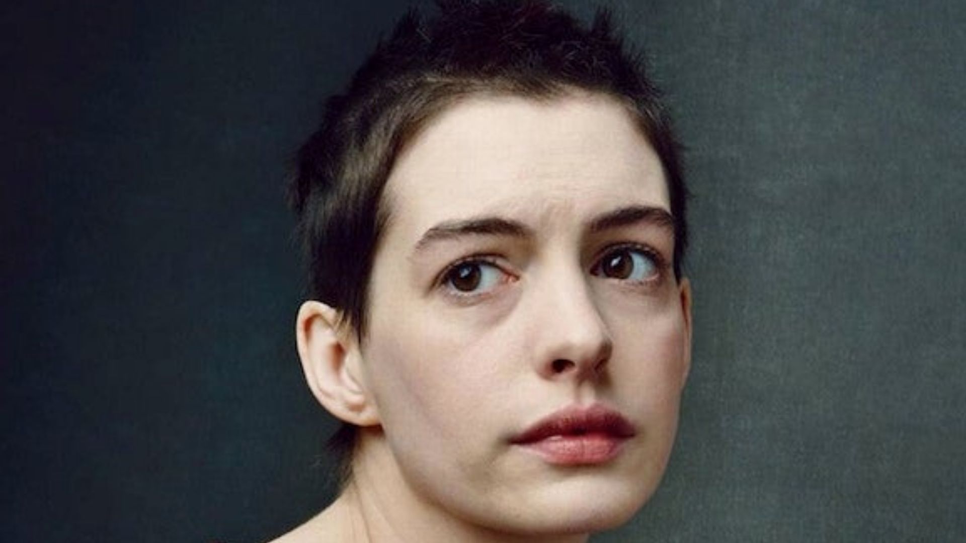 Anne Hathaway’s Cropped Cut - Les Misérables (2012)