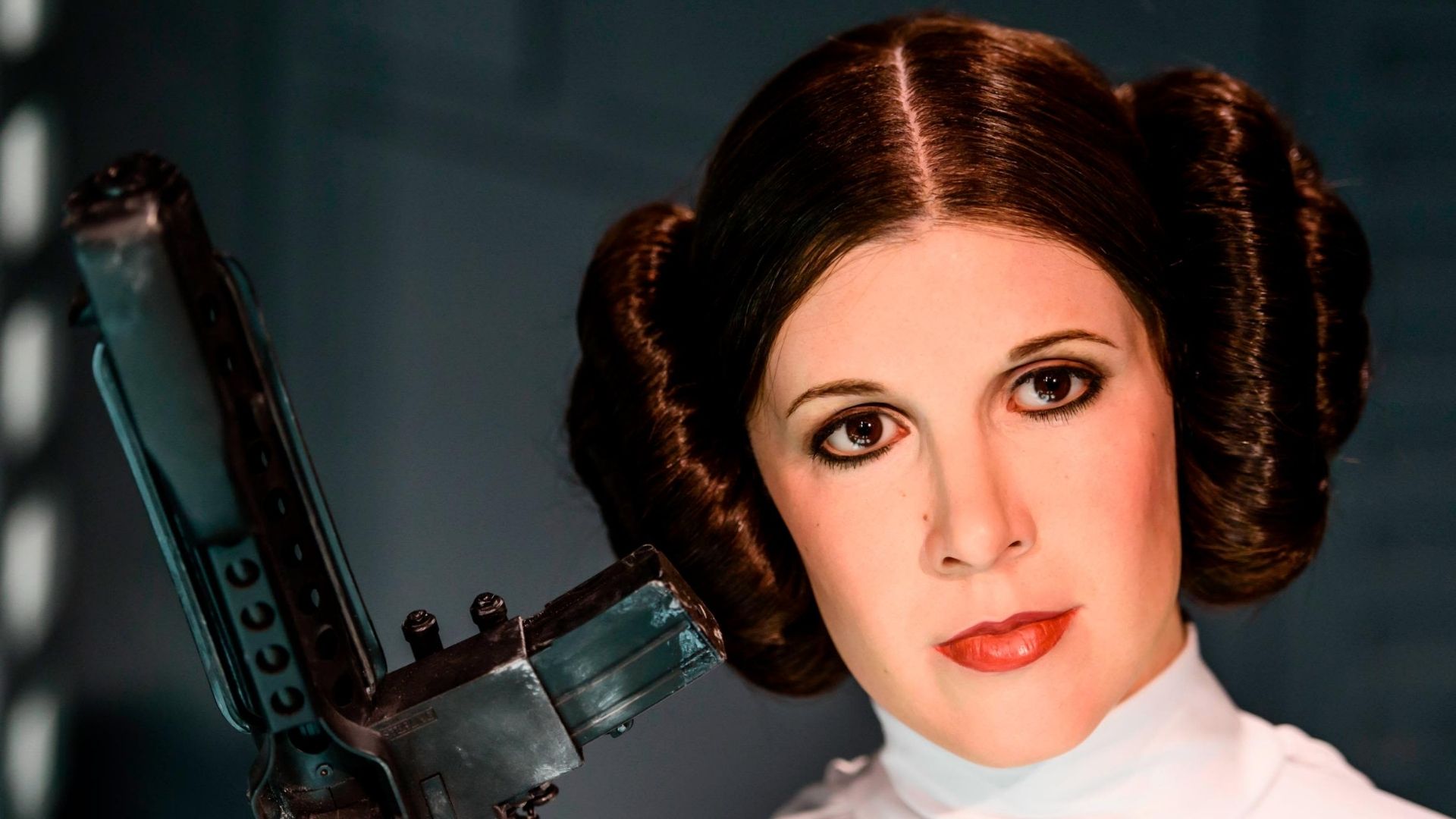 Princess Leia’s Double Buns, Carrie Fisher - Star Wars: A New Hope (1977)