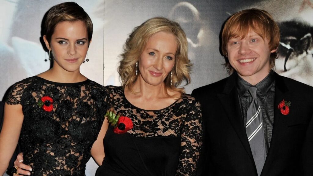 Rowling with Emma Watson and Rupert Grint