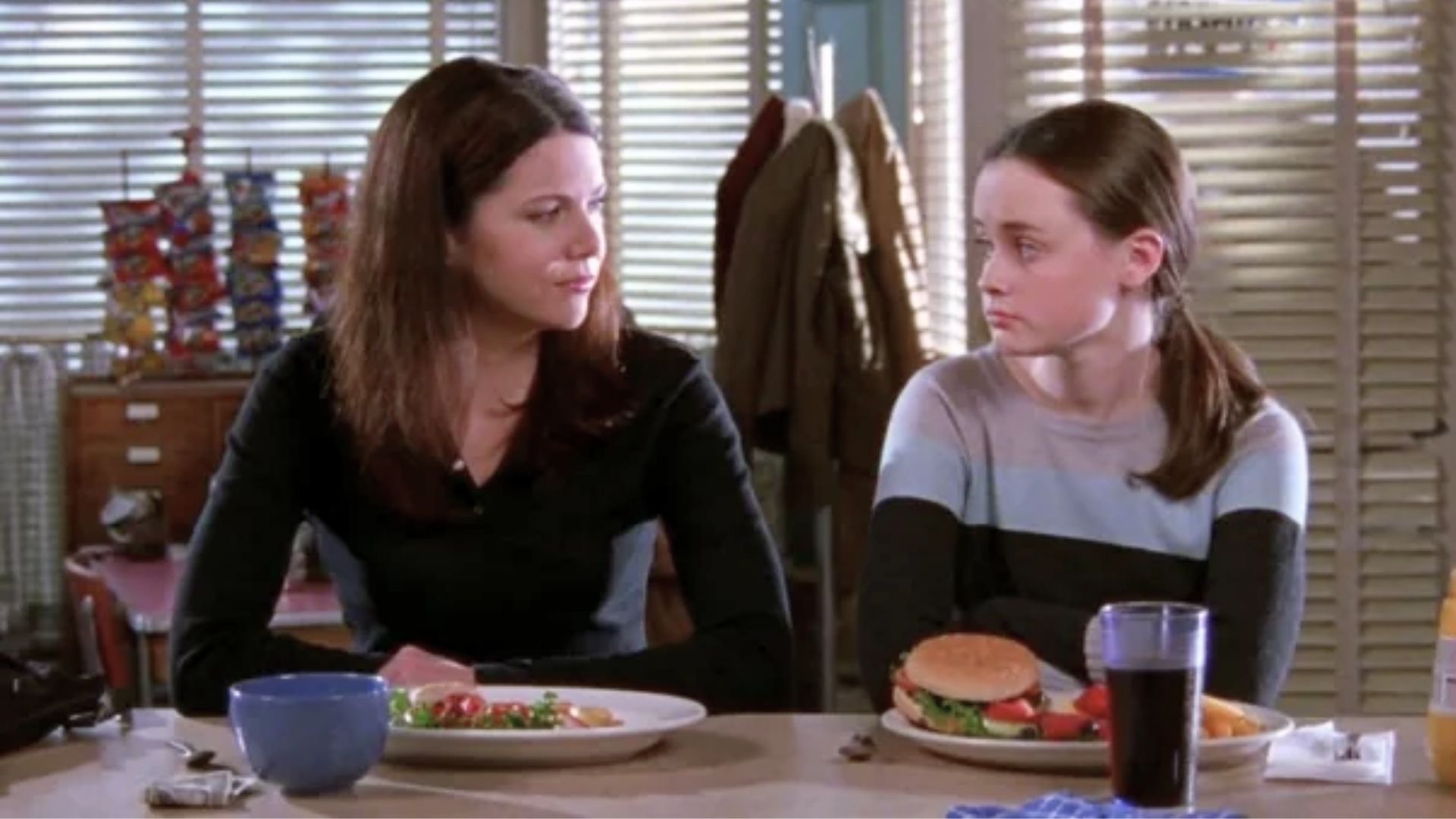Lauren Graham and Alexis Bledel Didn’t Eat All That Junk Food