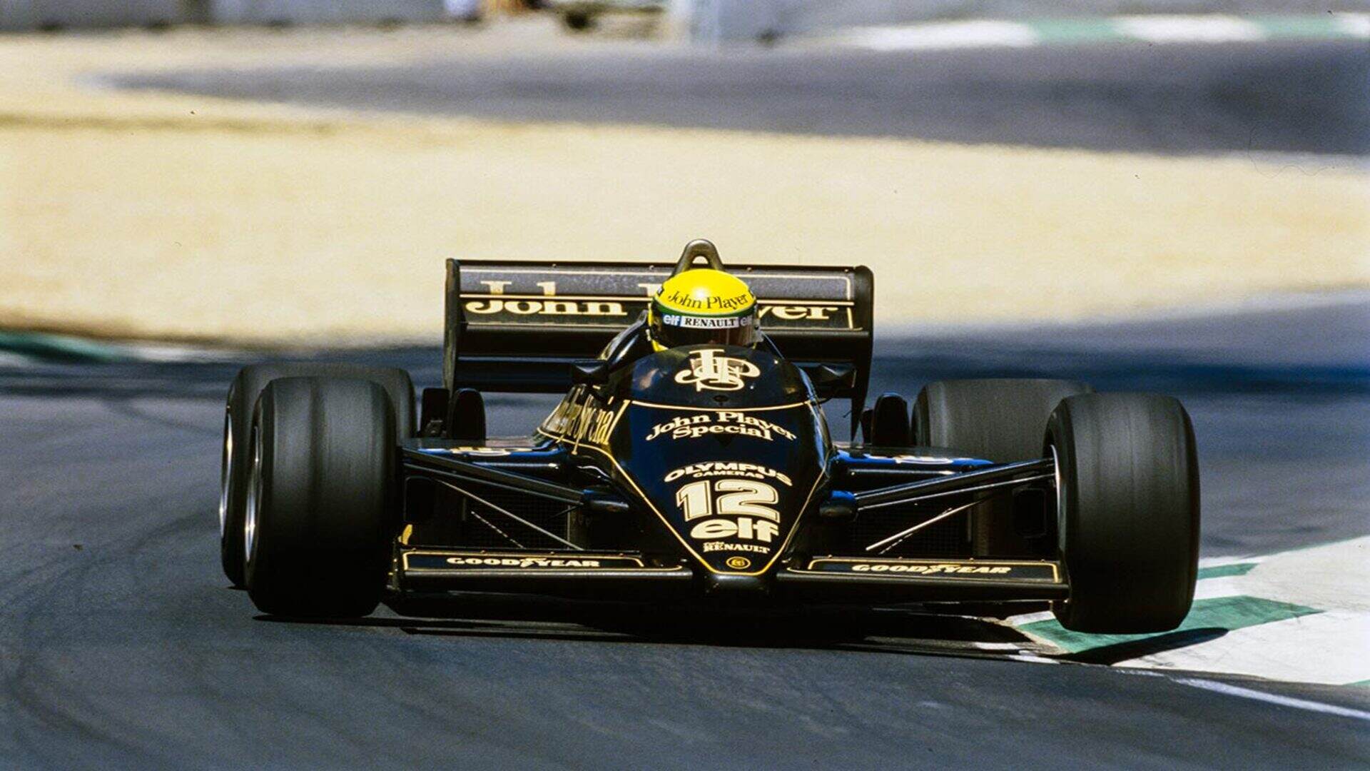 14. John Player Special – Lotus