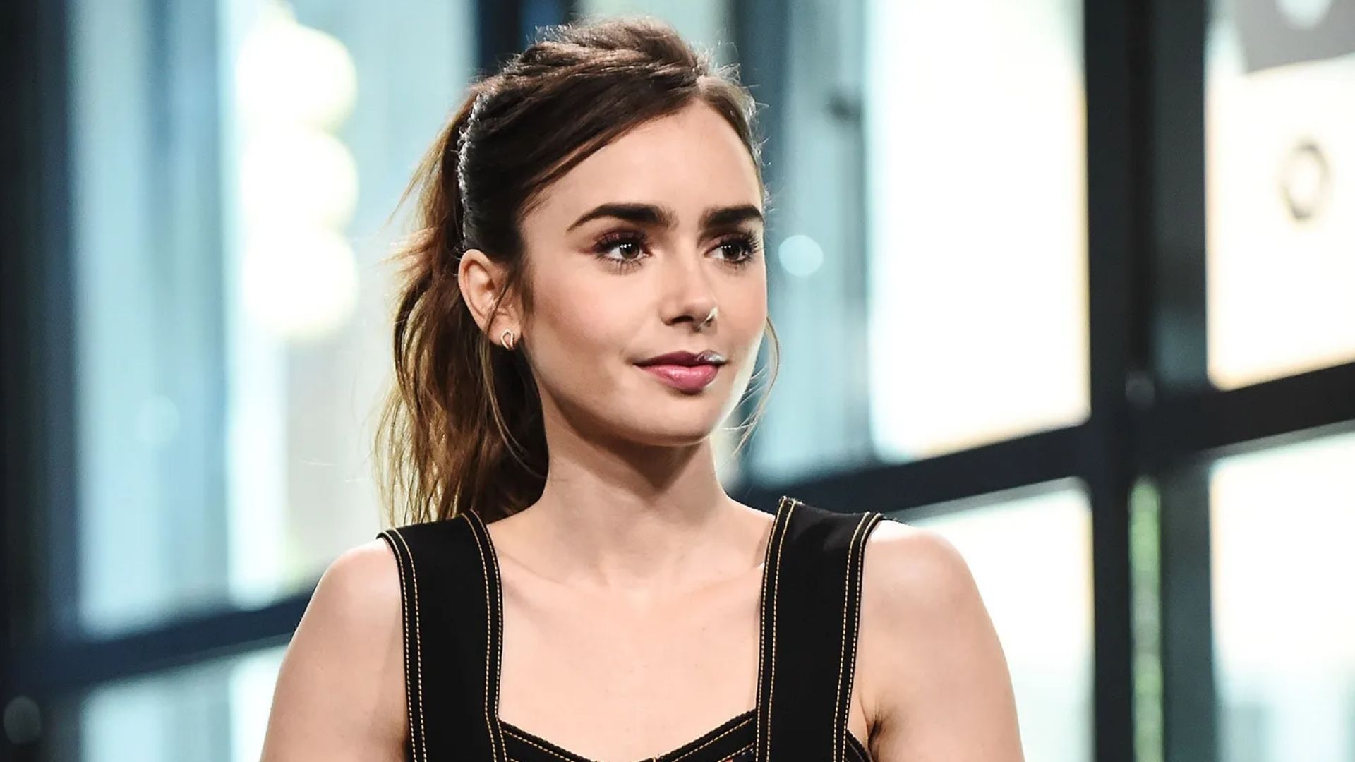 Lily Collins