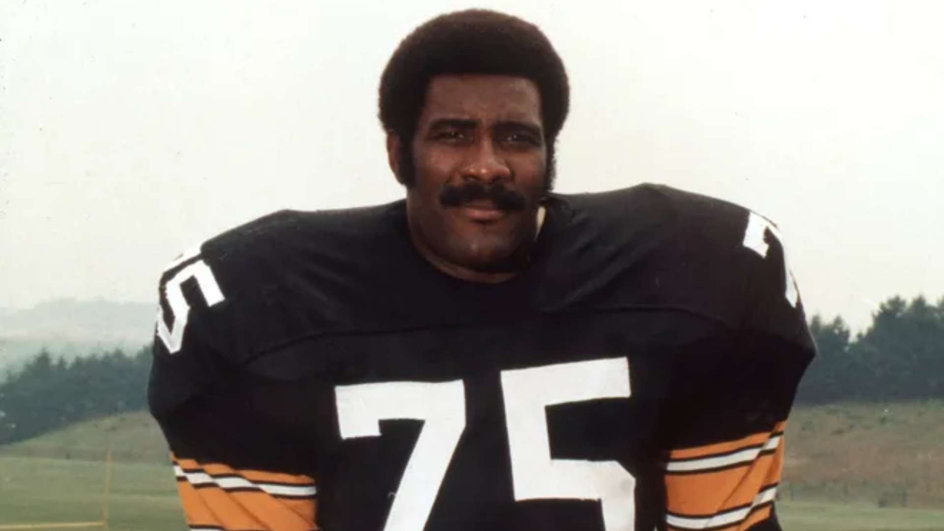 16) “Mean” Joe Greene