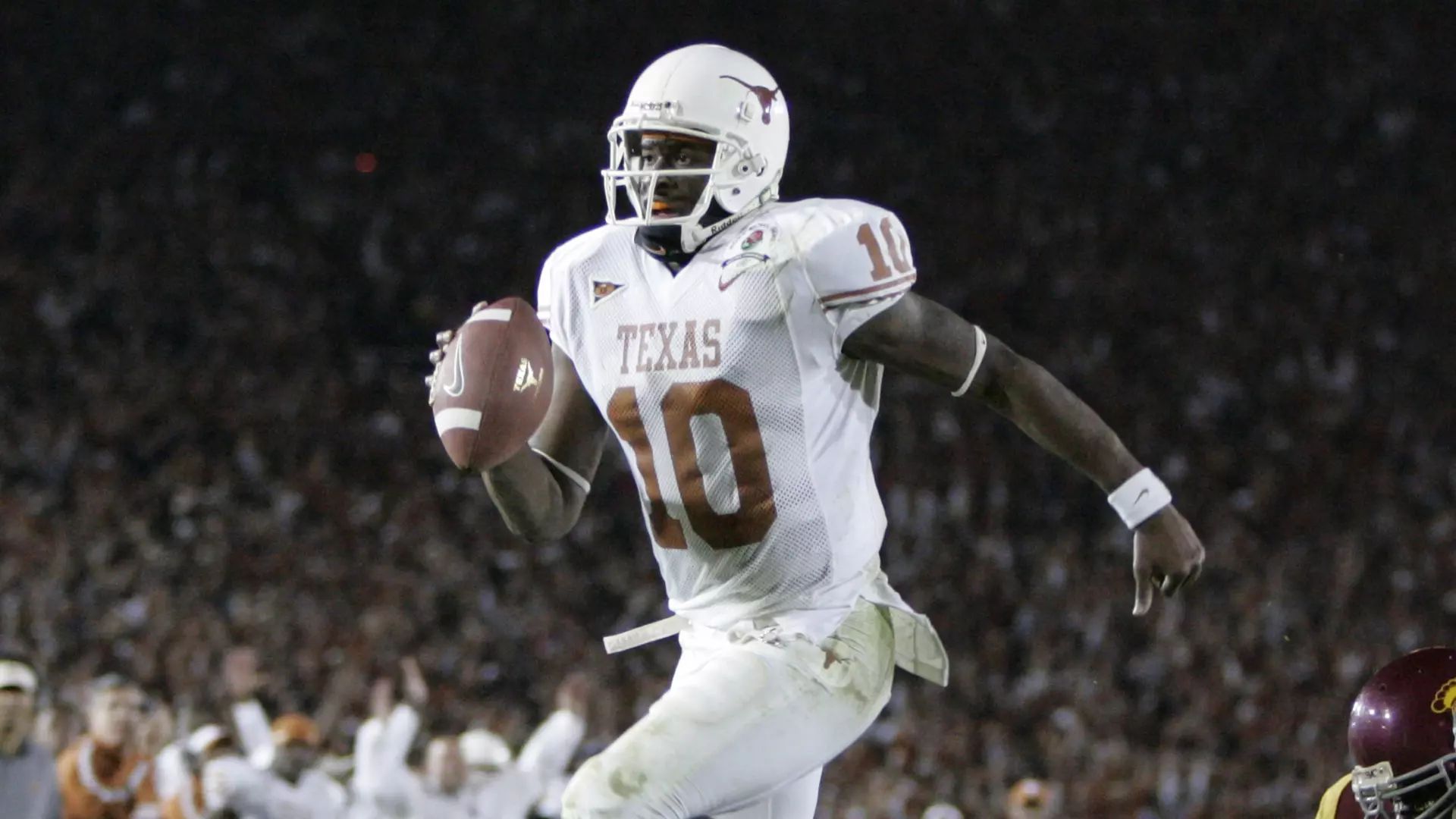 3. Vince Young - (QB, Texas)