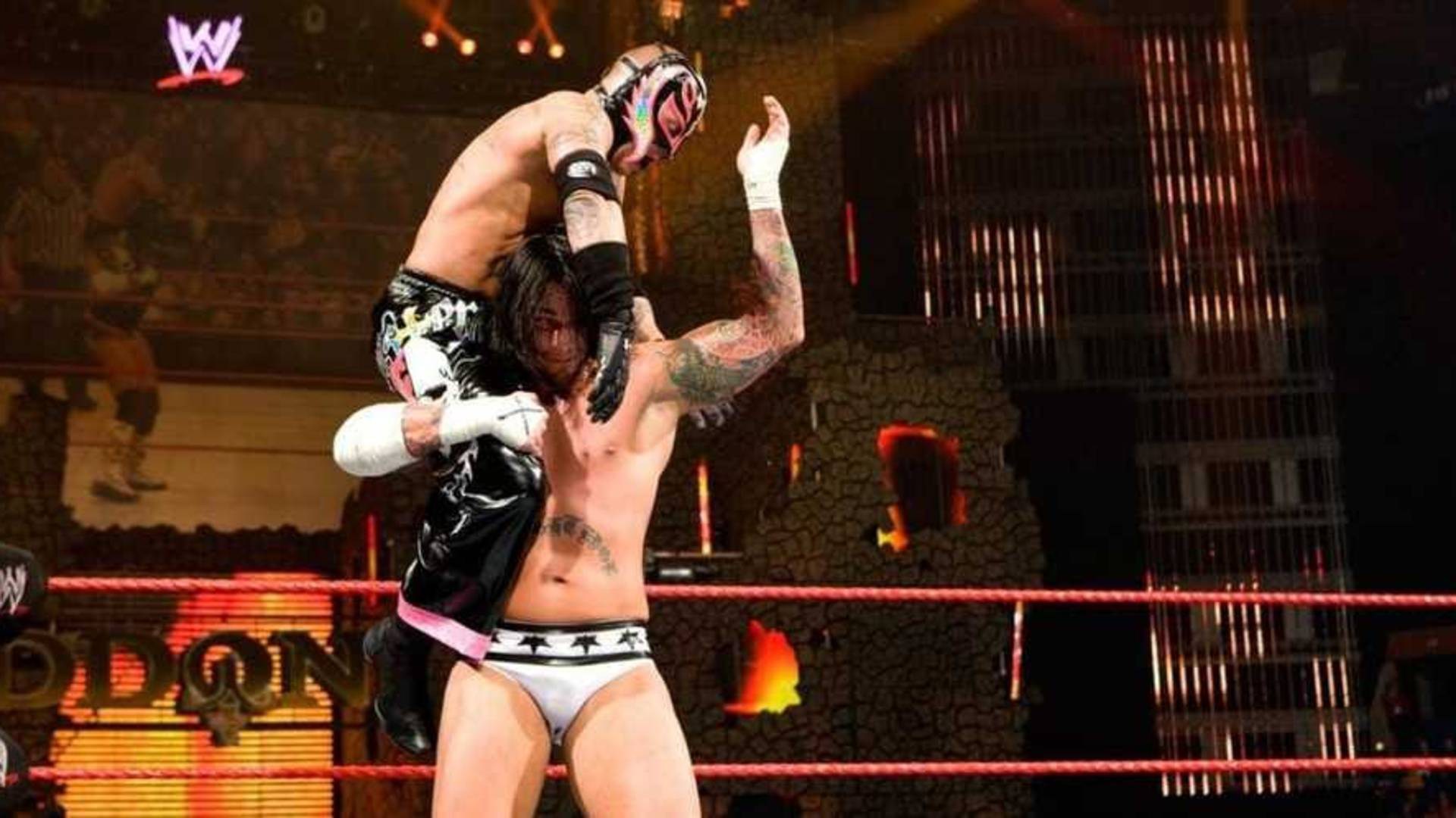 25.⁠ ⁠CM Punk vs. Rey Mysterio – Armageddon 2008