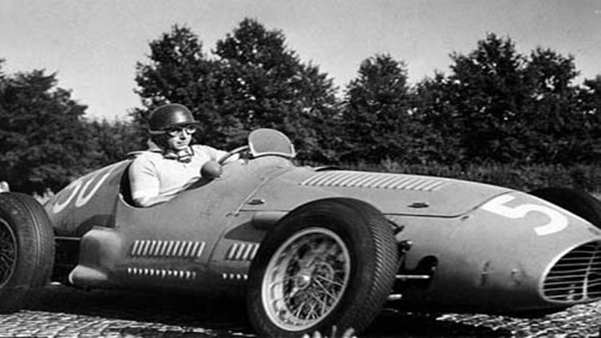13. Juan Manuel Fangio – 1954 (Maserati/Mercedes)