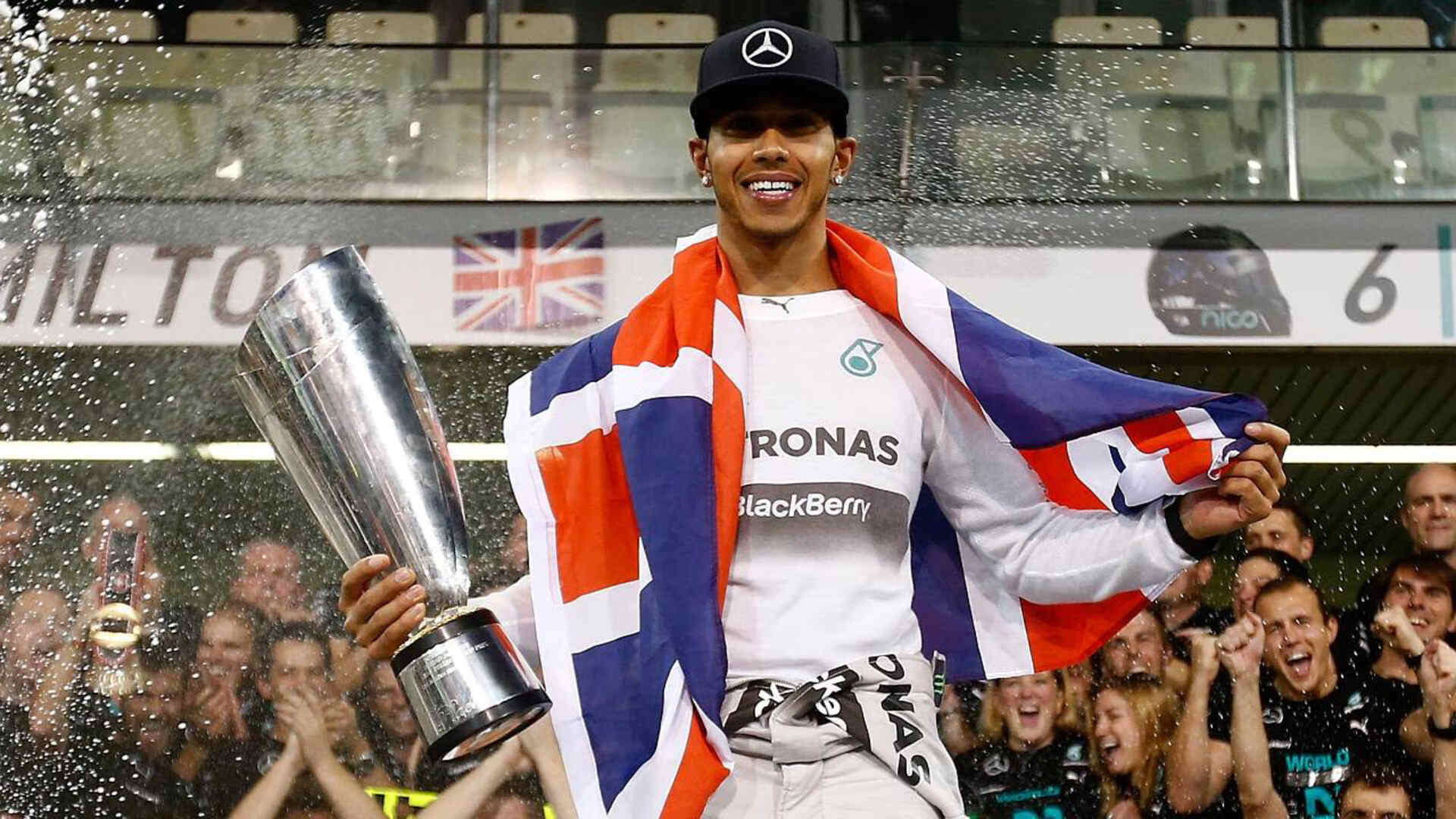 12. Lewis Hamilton – 2014 (Mercedes)