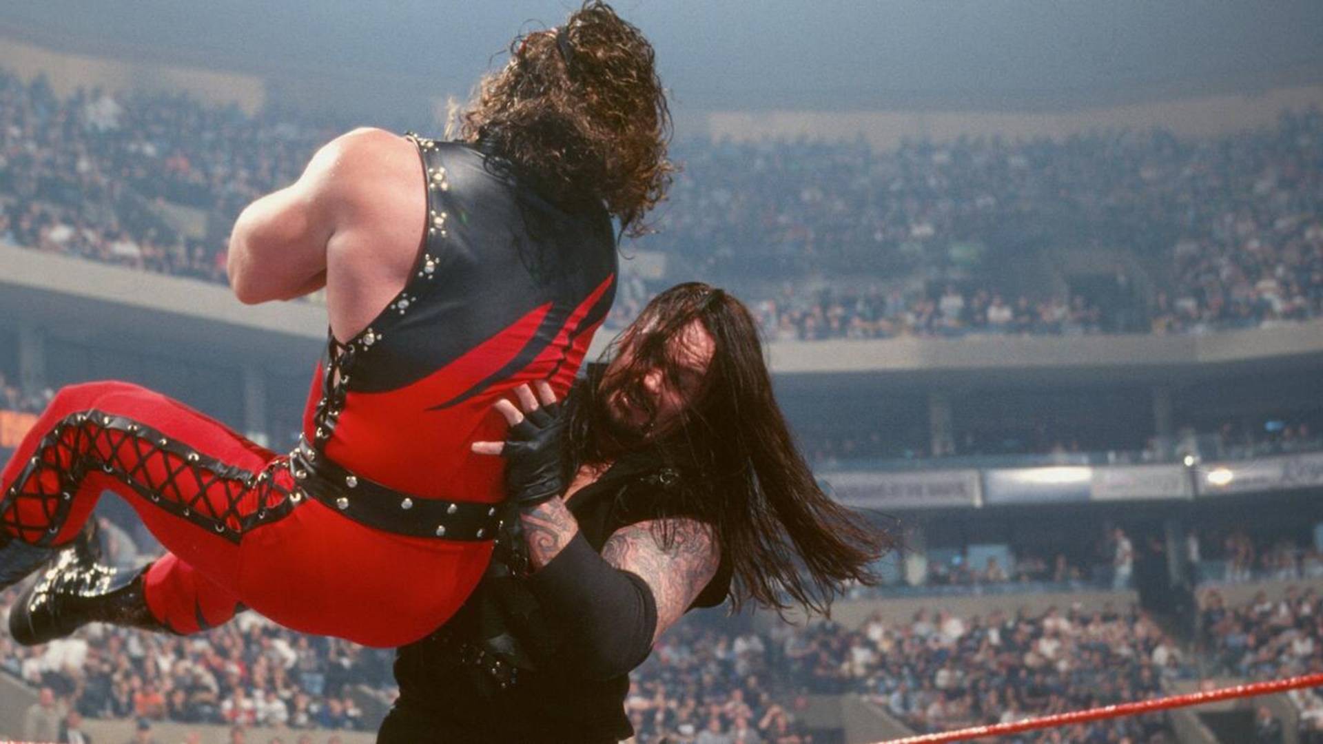 18- The Undertaker vs. Kane - WrestleMania 14