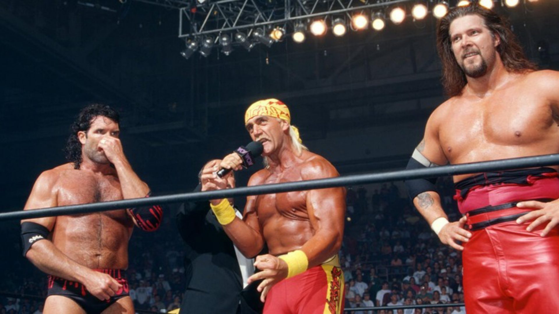 1- Hulk Hogan joins the New World Order (nWo) - WCW, 1996