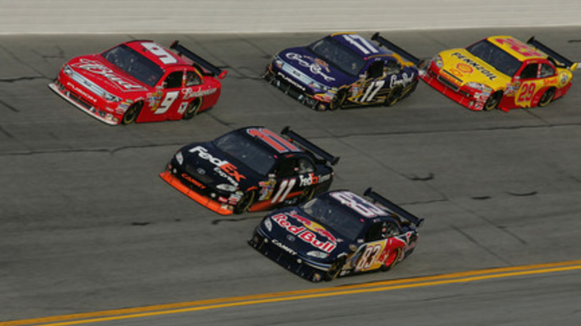 9. 2010 Daytona 500 – Engine Woes and Hendrick’s “Lost 500”