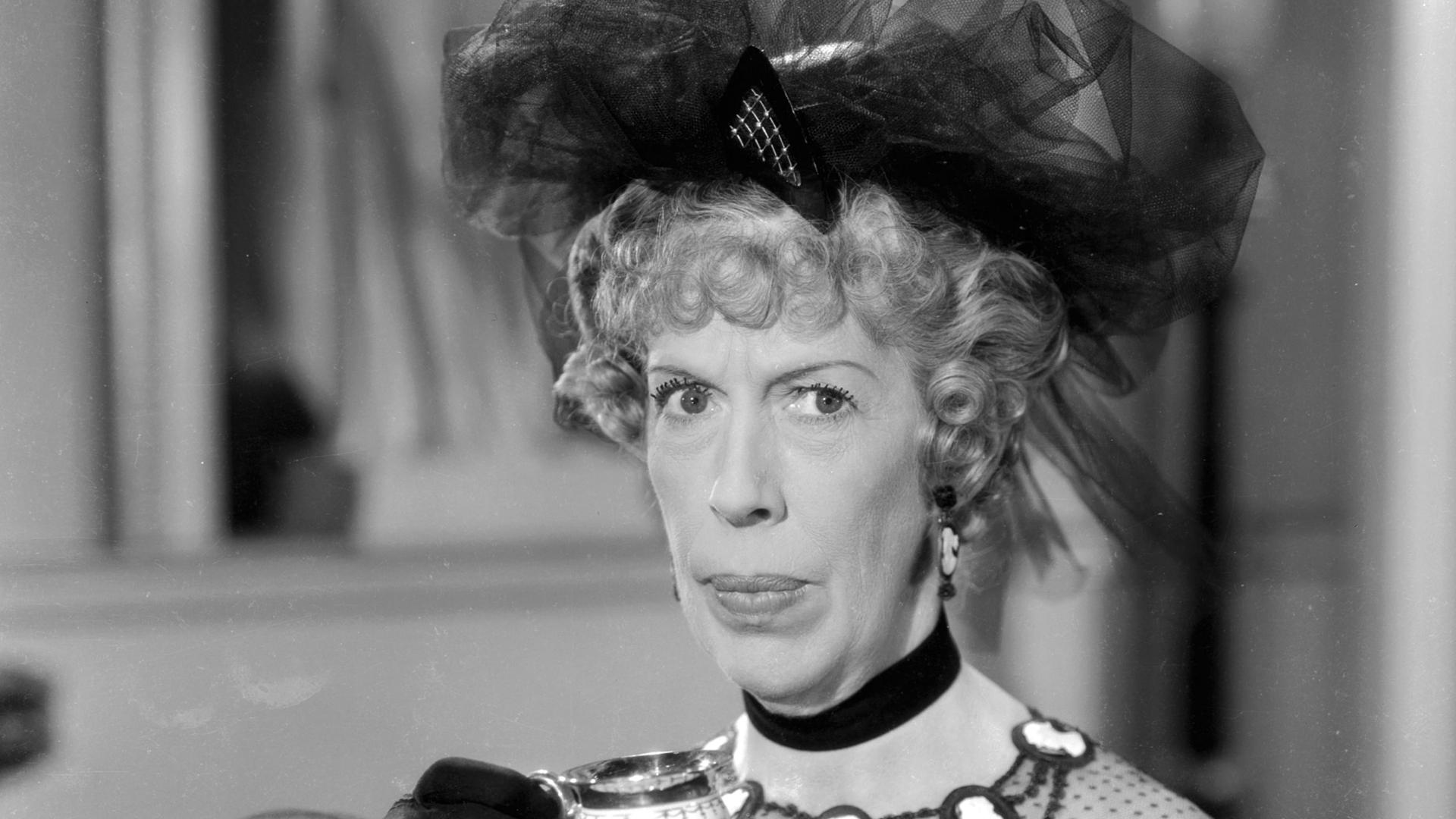 Edna May Oliver