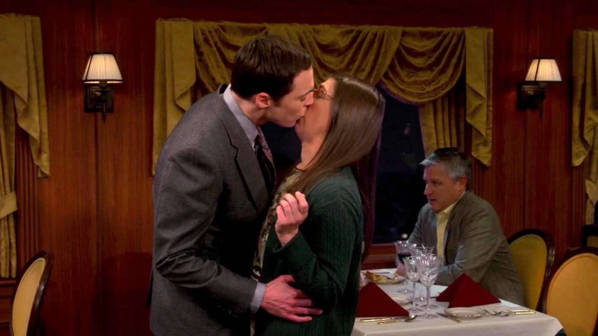 10. Amy's "Fascinating" First Kiss (Season 7)