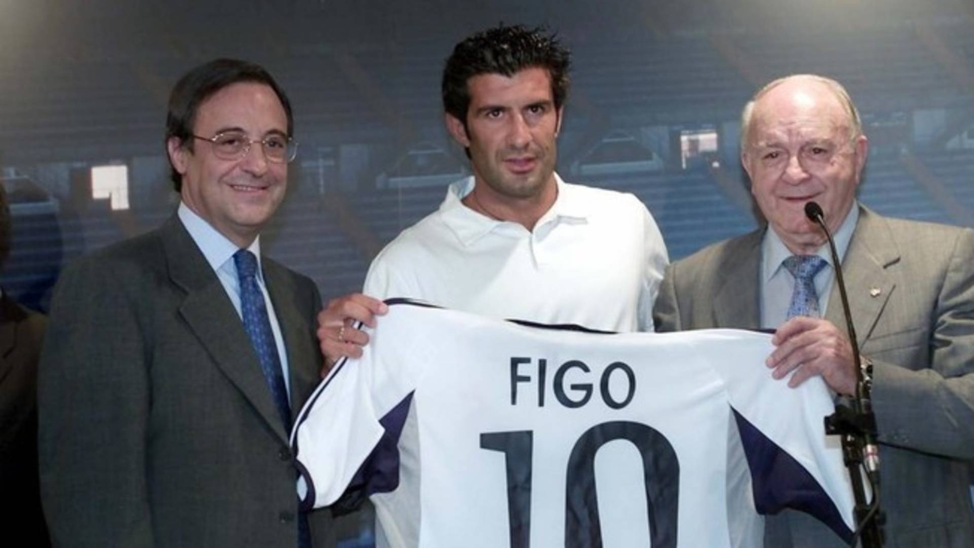 Luis Figo's transfer from Barcelona to Real Madrid