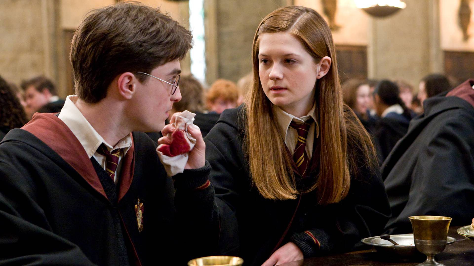 9. The "Shoelace" Scene & Ginny Weasley's Personality
