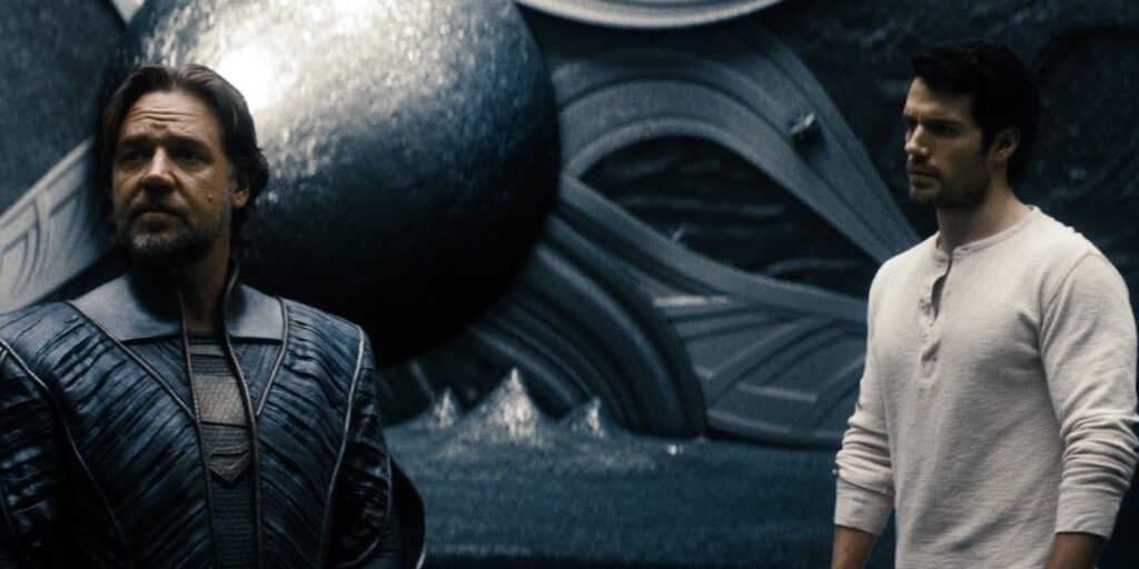 Henry Cavill and Russell Crowe in 'Man Of Steel' (Image: Warner Bros)