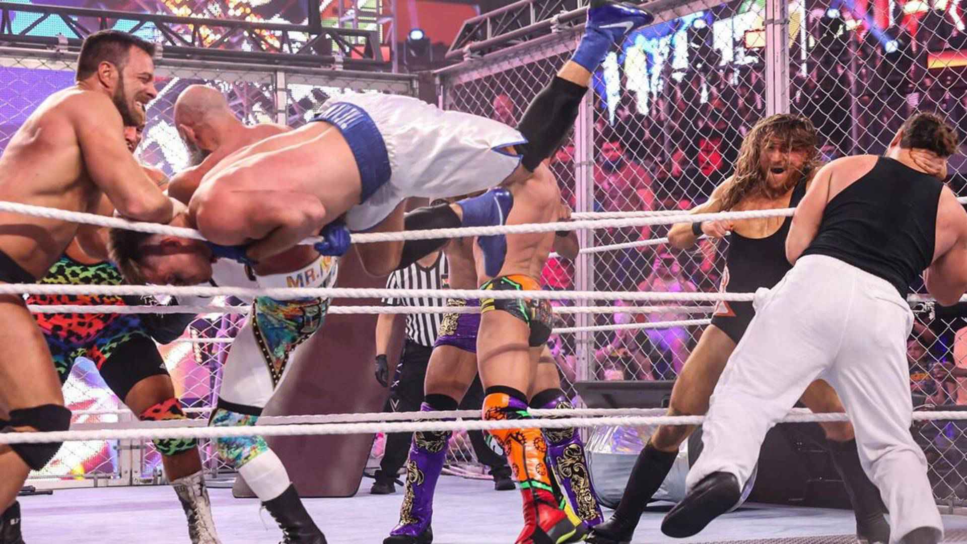 3- Team Black & Gold vs. Team 2.0 (NXT WarGames 2021)