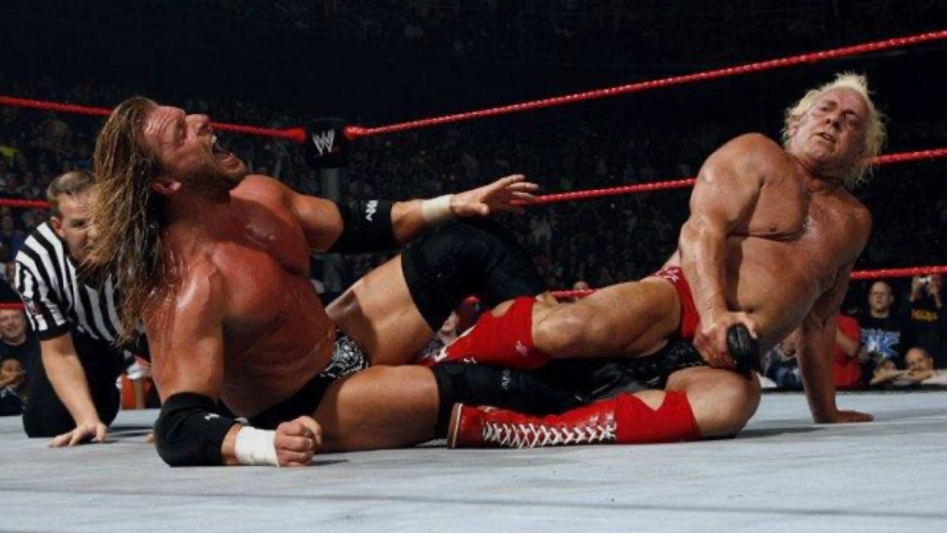 5.⁠ ⁠Triple H vs Ric Flair (Survivor Series 2005)