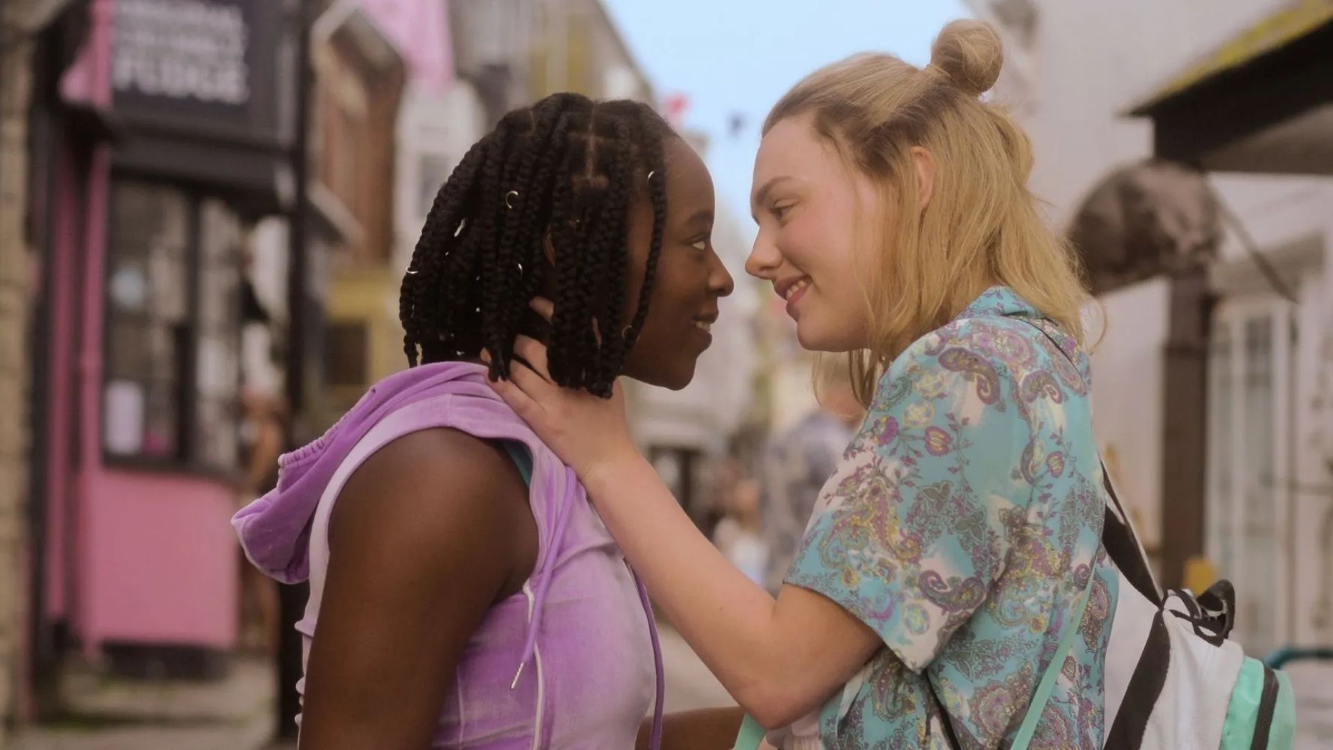 Darcy Isn’t Non-Binary In The Graphic Novels