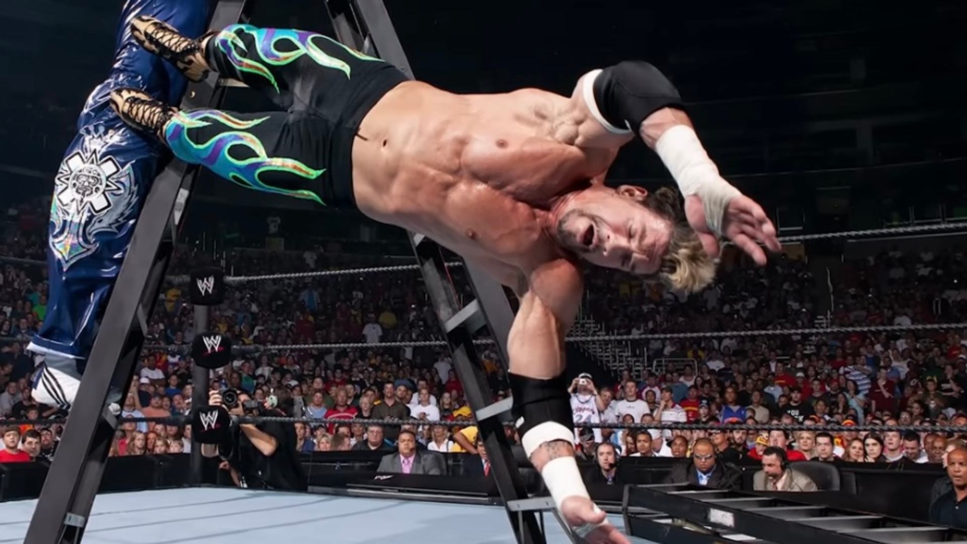 6.⁠ ⁠Eddie Guerrero vs. Rey Mysterio at SummerSlam 2005