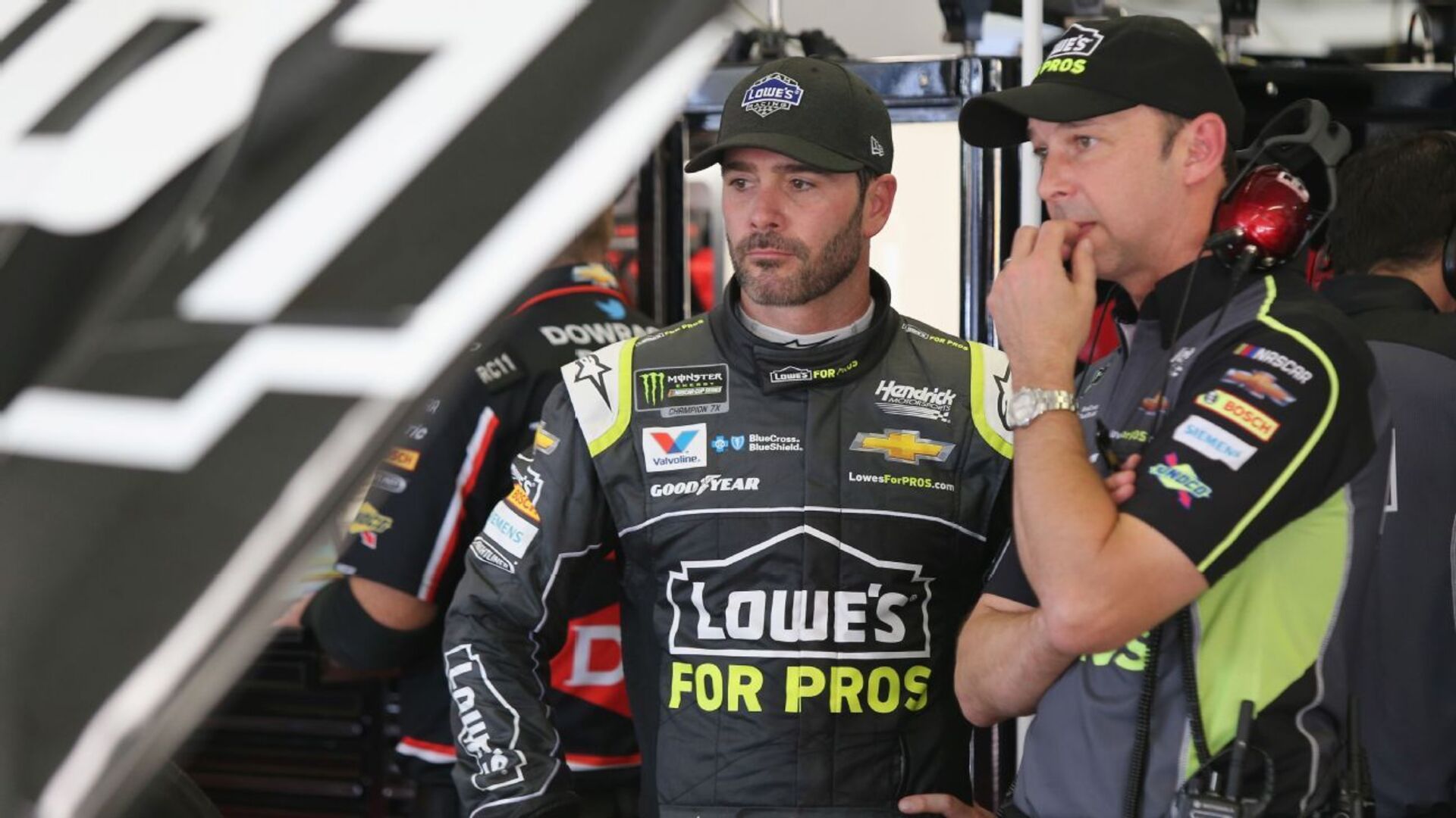 8. Jimmie Johnson – 2020 Season Crew