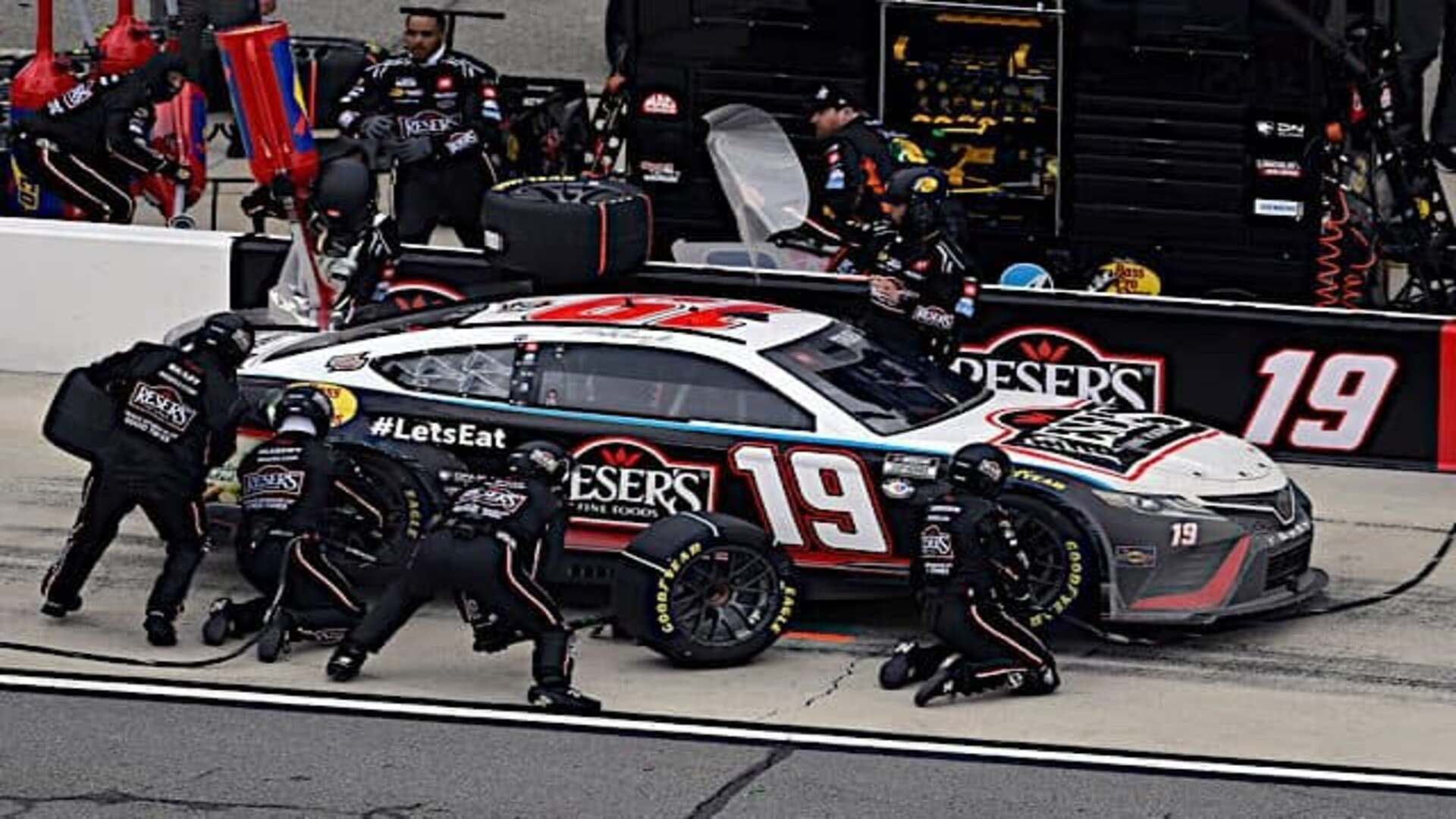 2. Martin Truex Jr. – 2023 JGR Pit Crew
