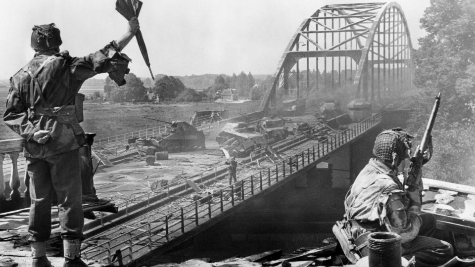 A Bridge Too Far (1977)