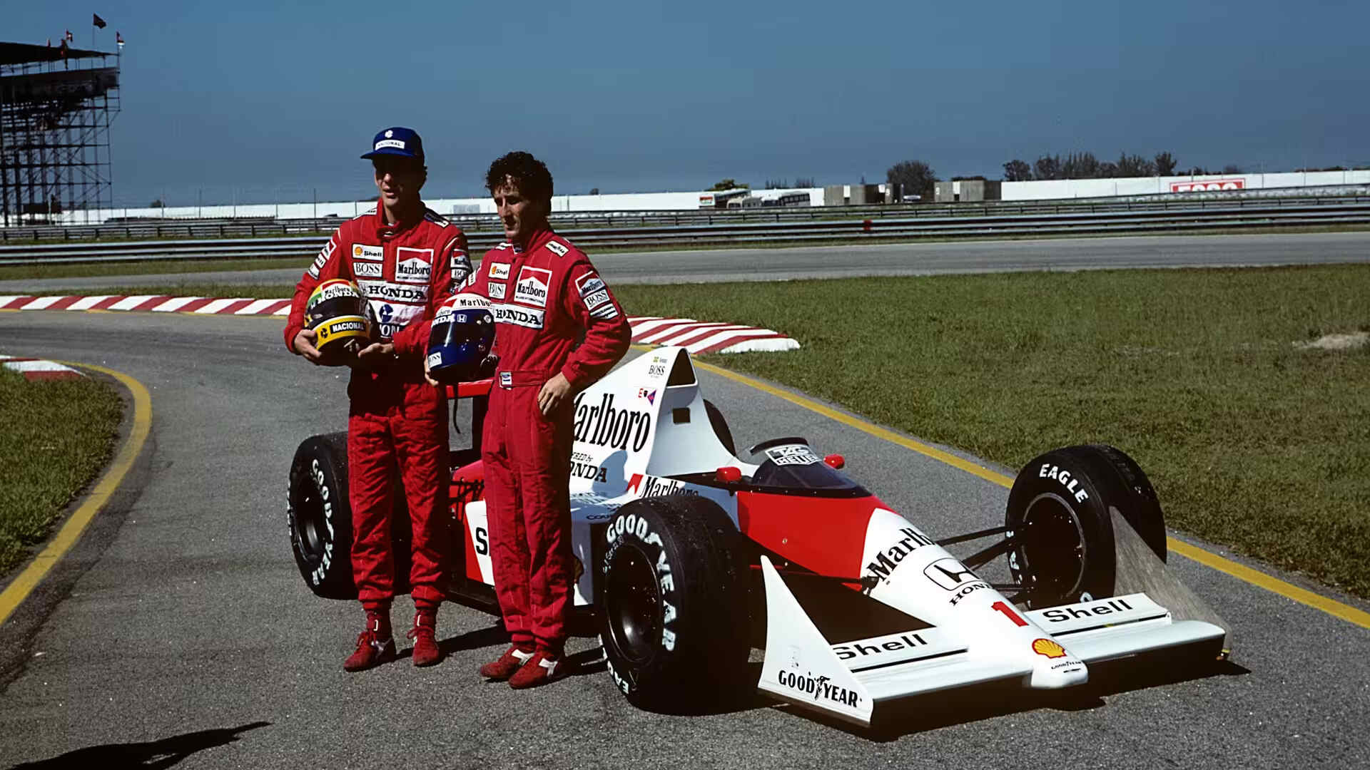 1. McLaren vs Ayrton Senna & Alain Prost (1989)